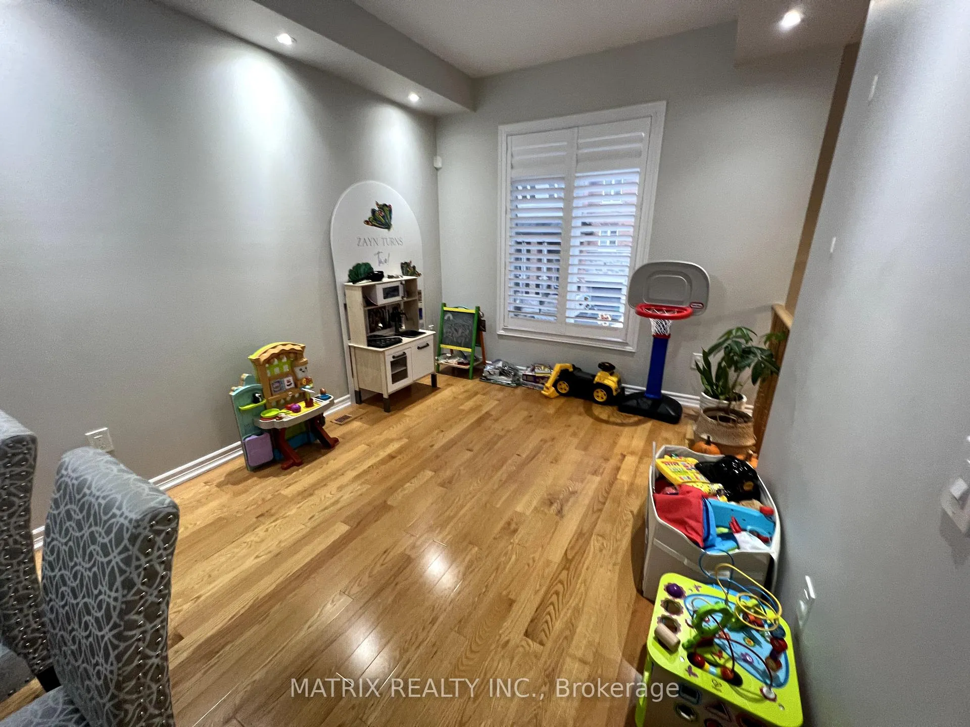 Photo 13 of 1760 Magenta Road, Pickering, Brock Ridge — HOMEH