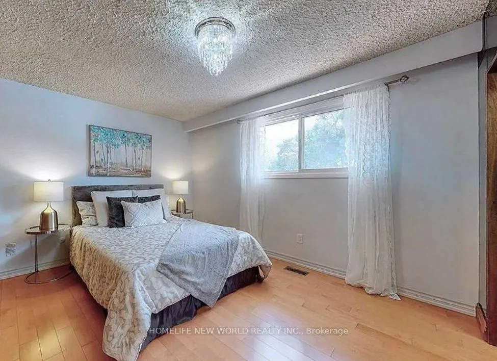 Photo 10 of 58 Marathon Crescent, North York, Newtonbrook West — HOMEH
