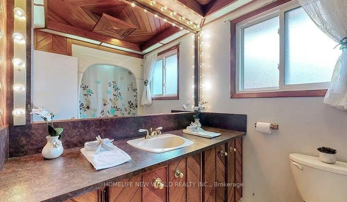 Photo 13 of 58 Marathon Crescent, North York, Newtonbrook West — HOMEH