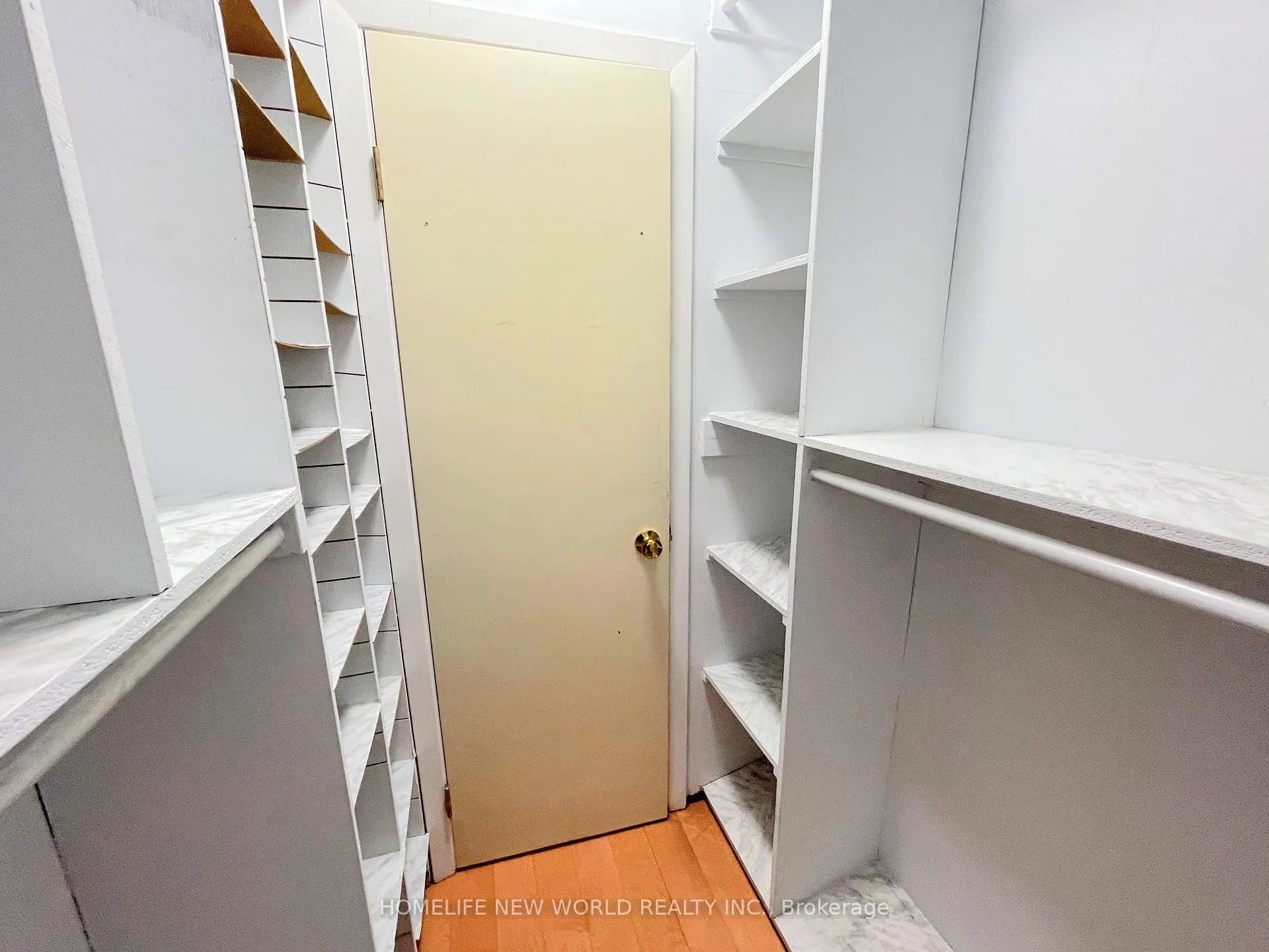 Photo 20 of 58 Marathon Crescent, North York, Newtonbrook West — HOMEH