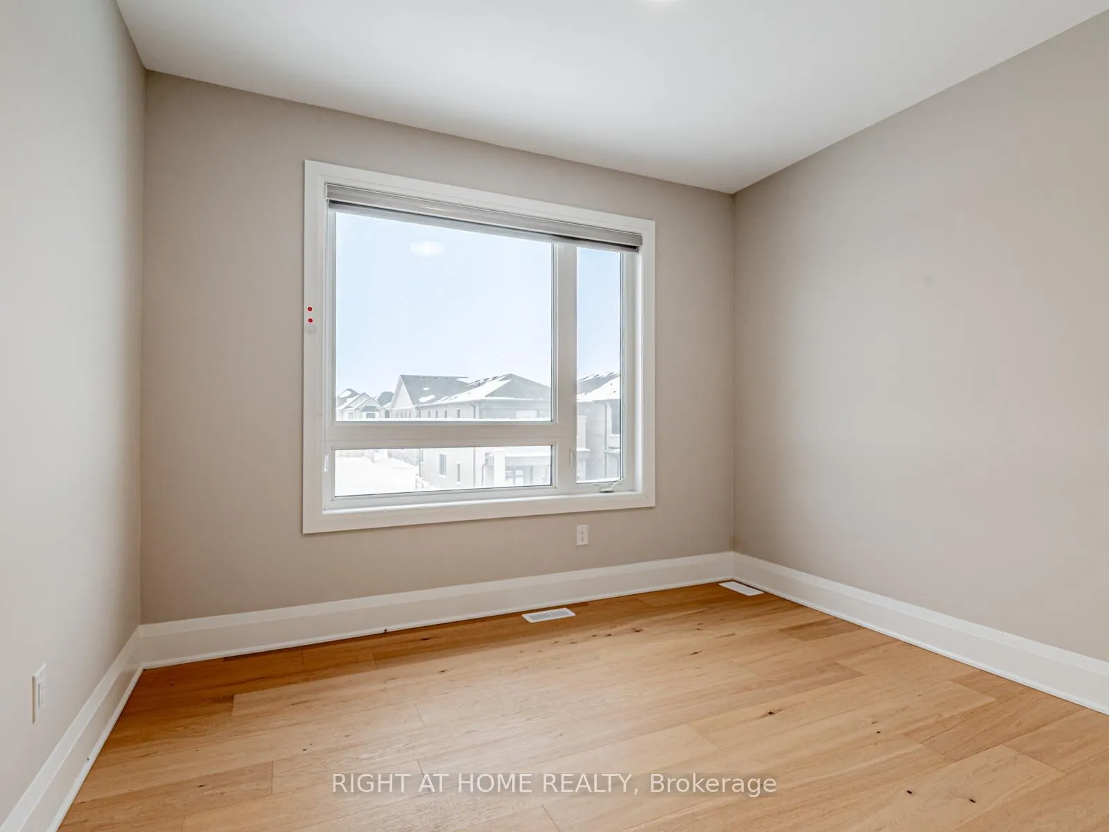 Photo 23 of 14 Berczy Manor Crescent, Markham, Rural Markham — HOMEH