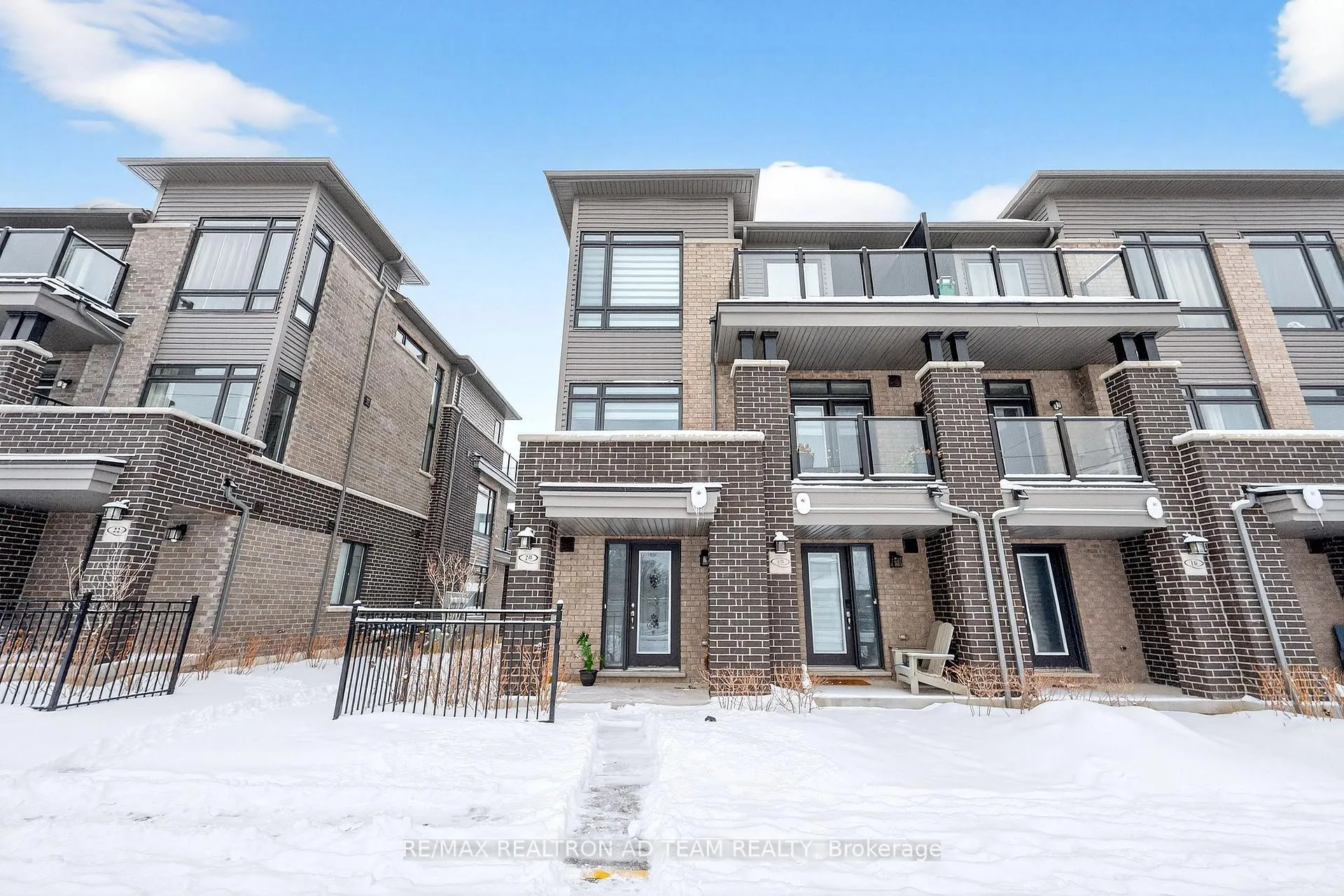 Photo 3 of 20 Emmas Way, Whitby, Taunton North — HOMEH