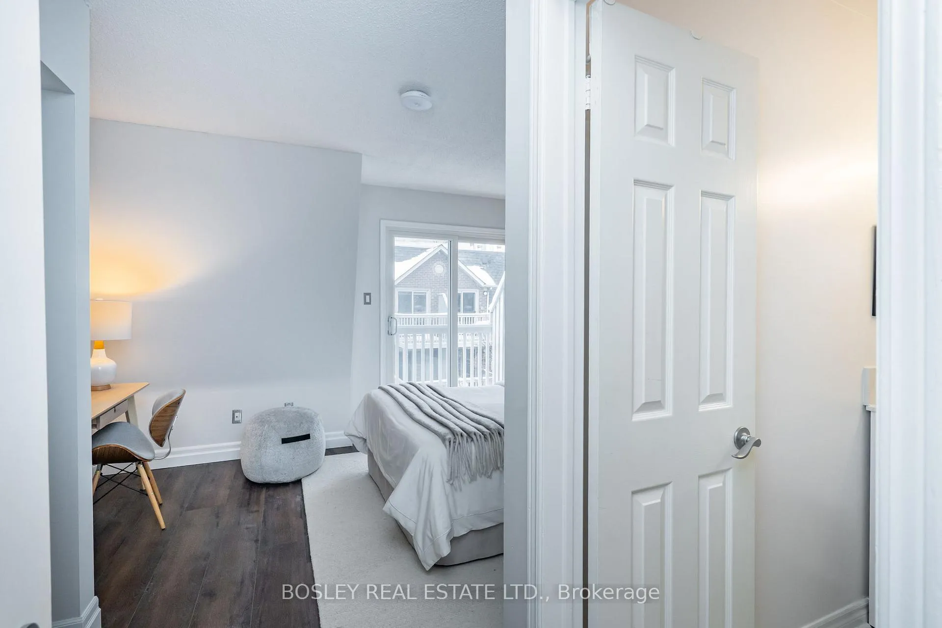 Photo 17 of 911C Adelaide Street W, Toronto, Niagara — HOMEH