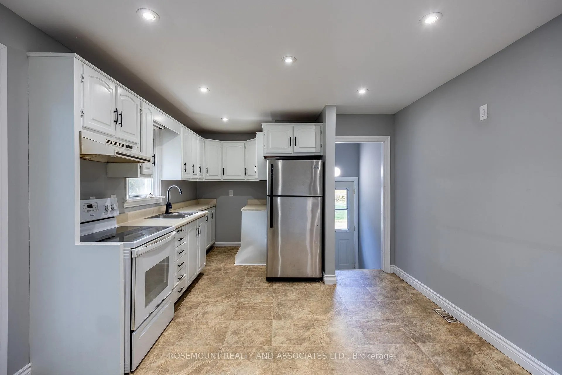 Photo 13 of 1413 Taunton Road, Clarington, Rural Clarington — HOMEH