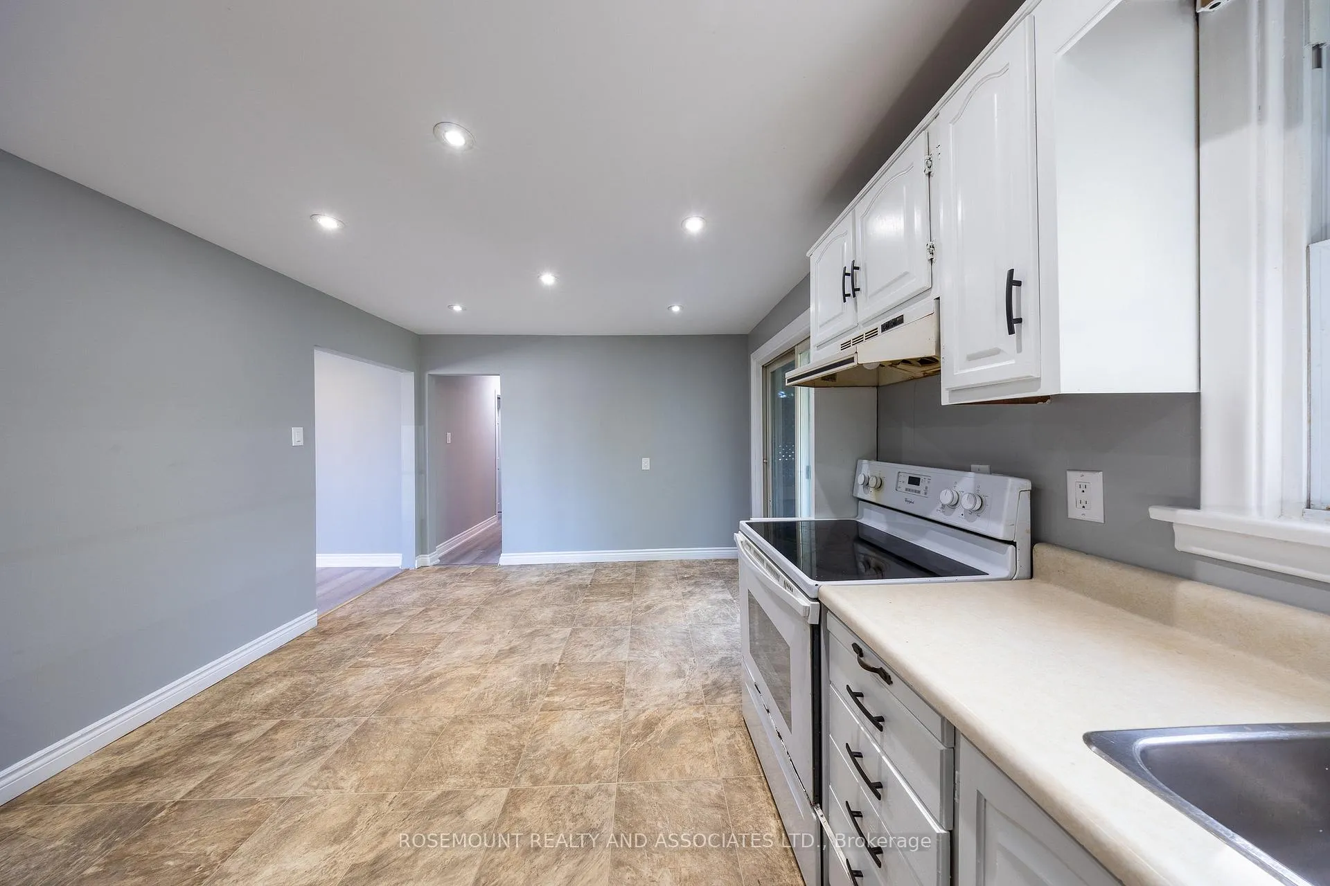 Photo 14 of 1413 Taunton Road, Clarington, Rural Clarington — HOMEH