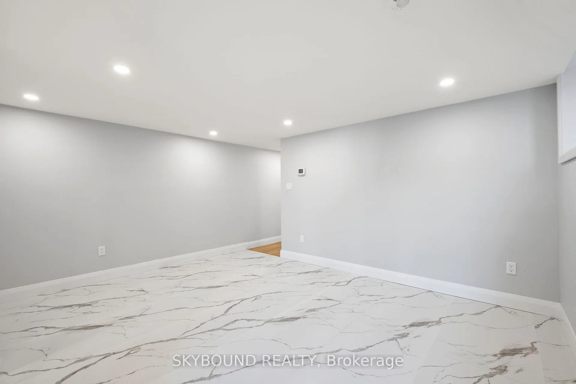 Photo 4 of Unit Unit 2, 1731 Dufferin Street, Toronto, Oakwood Village — HOMEH