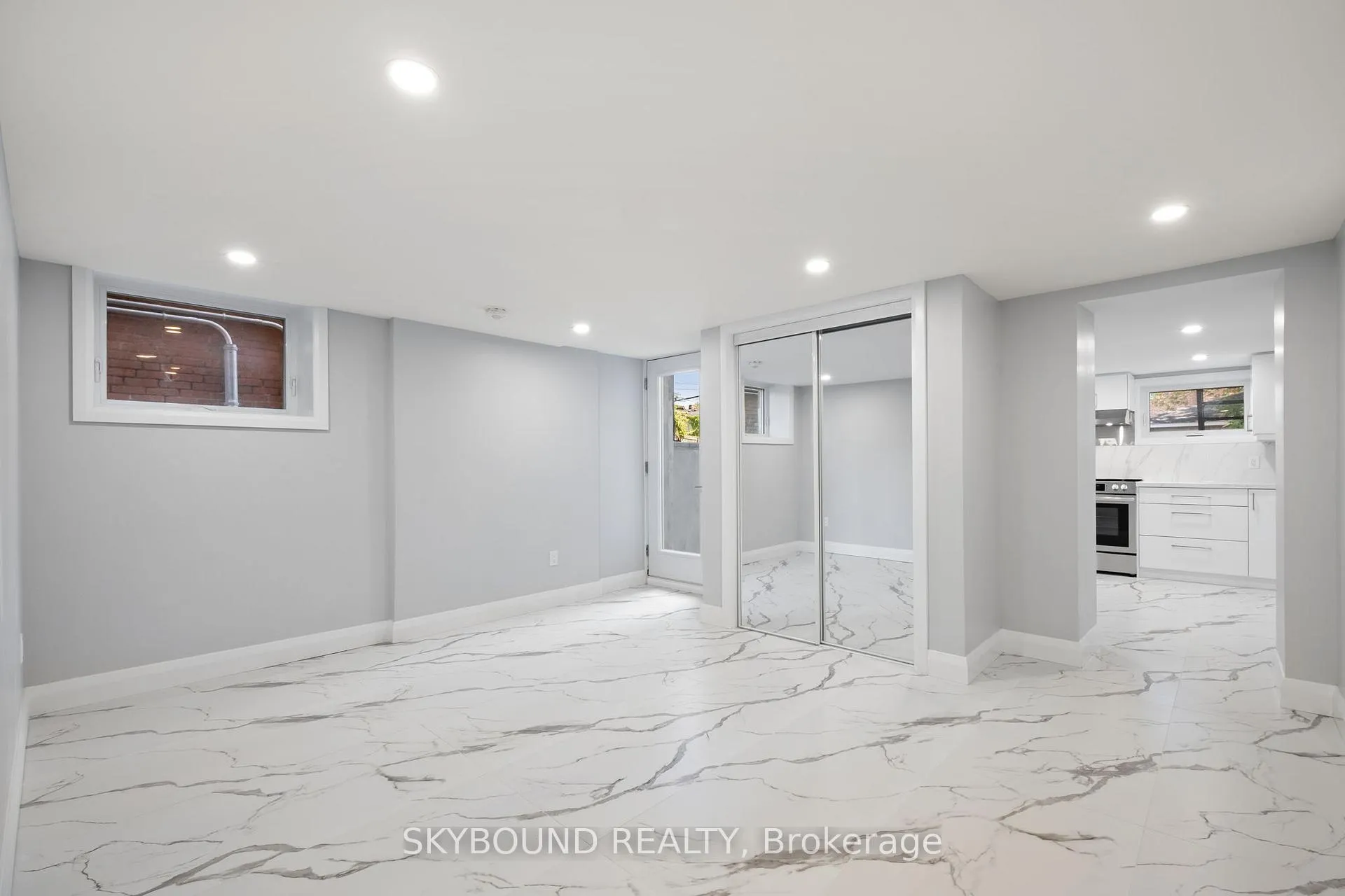 Photo 6 of Unit Unit 2, 1731 Dufferin Street, Toronto, Oakwood Village — HOMEH
