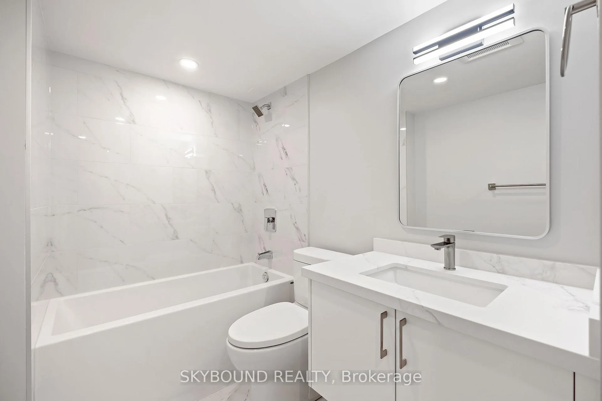 Photo 10 of Unit Unit 2, 1731 Dufferin Street, Toronto, Oakwood Village — HOMEH
