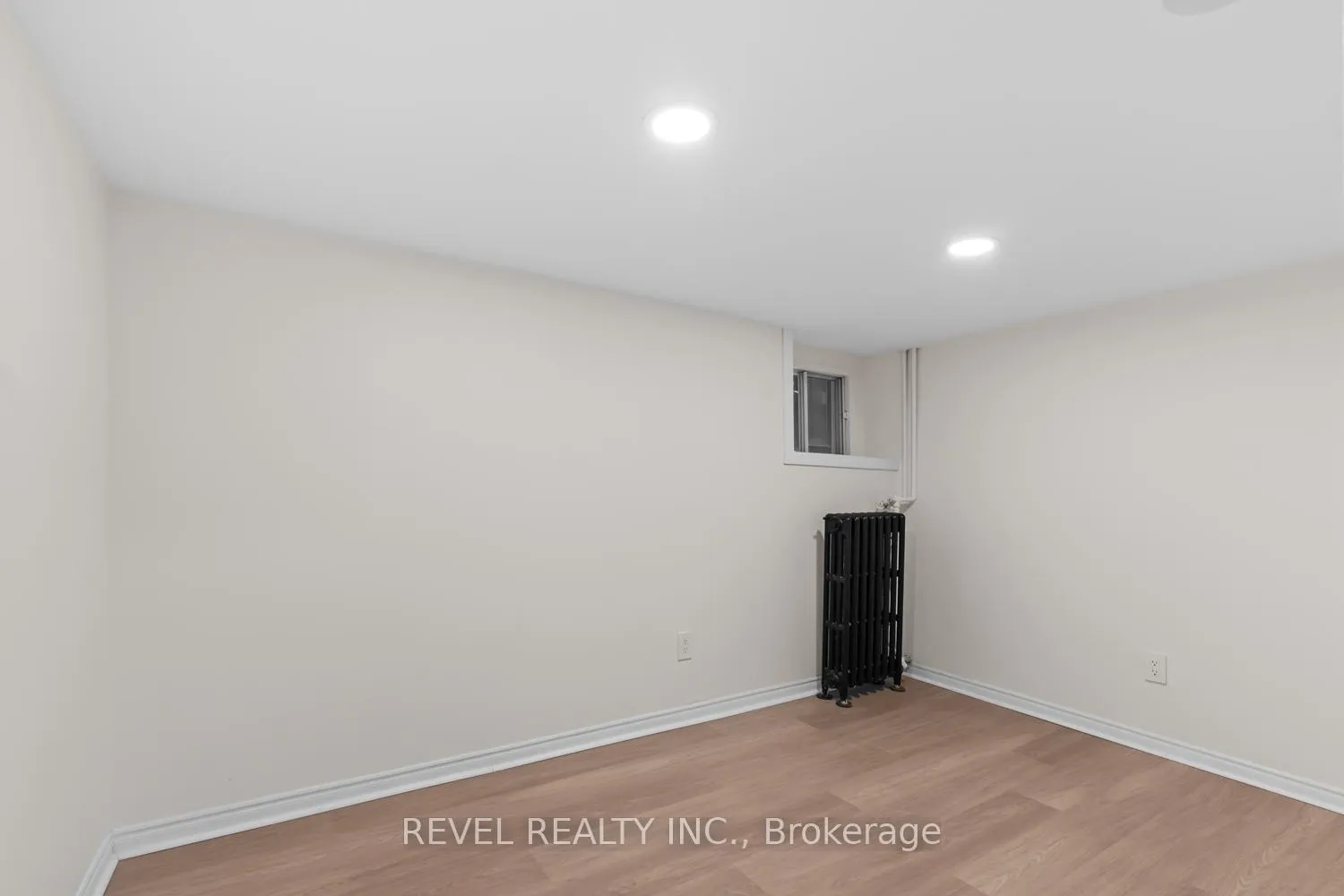 Photo 13 of Unit Bsmt, 8 Bowden Street, Toronto, North Riverdale — HOMEH