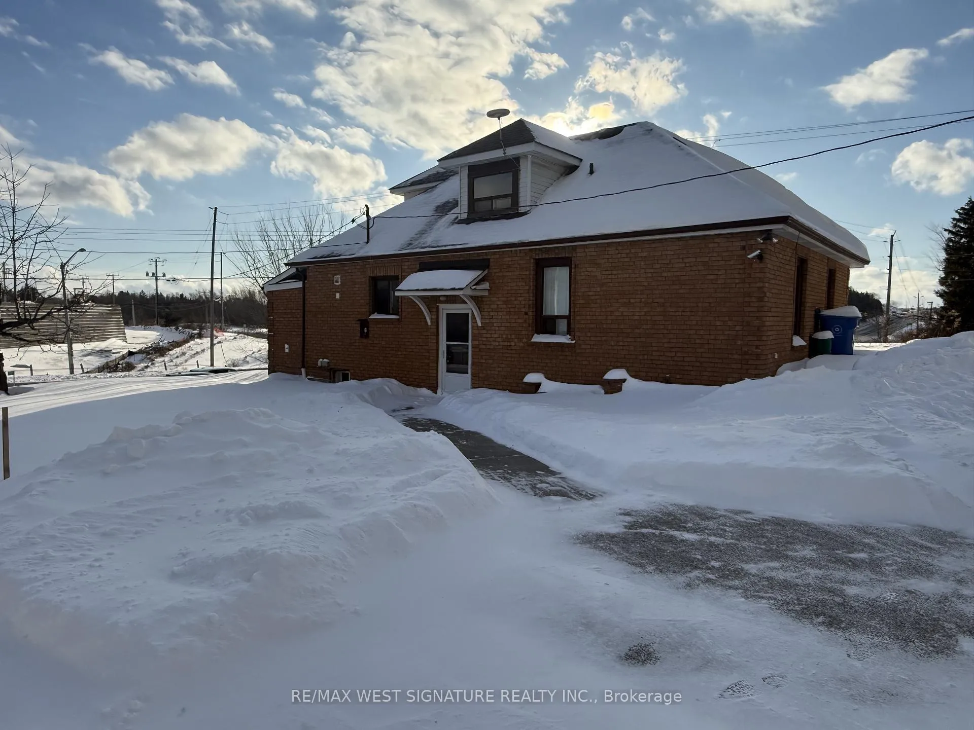Photo 20 of 2984 King Road, King, King City — HOMEH