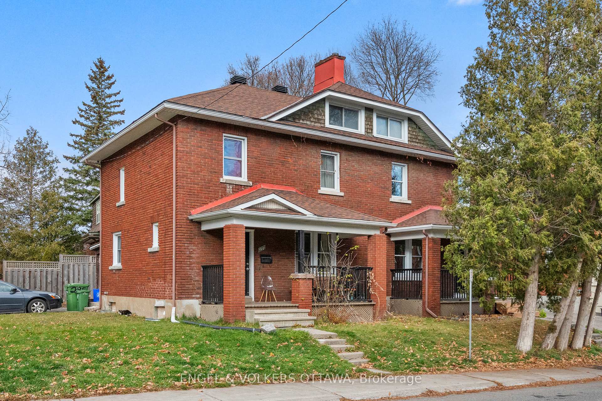 Front of 293-295 Holmwood Avenue