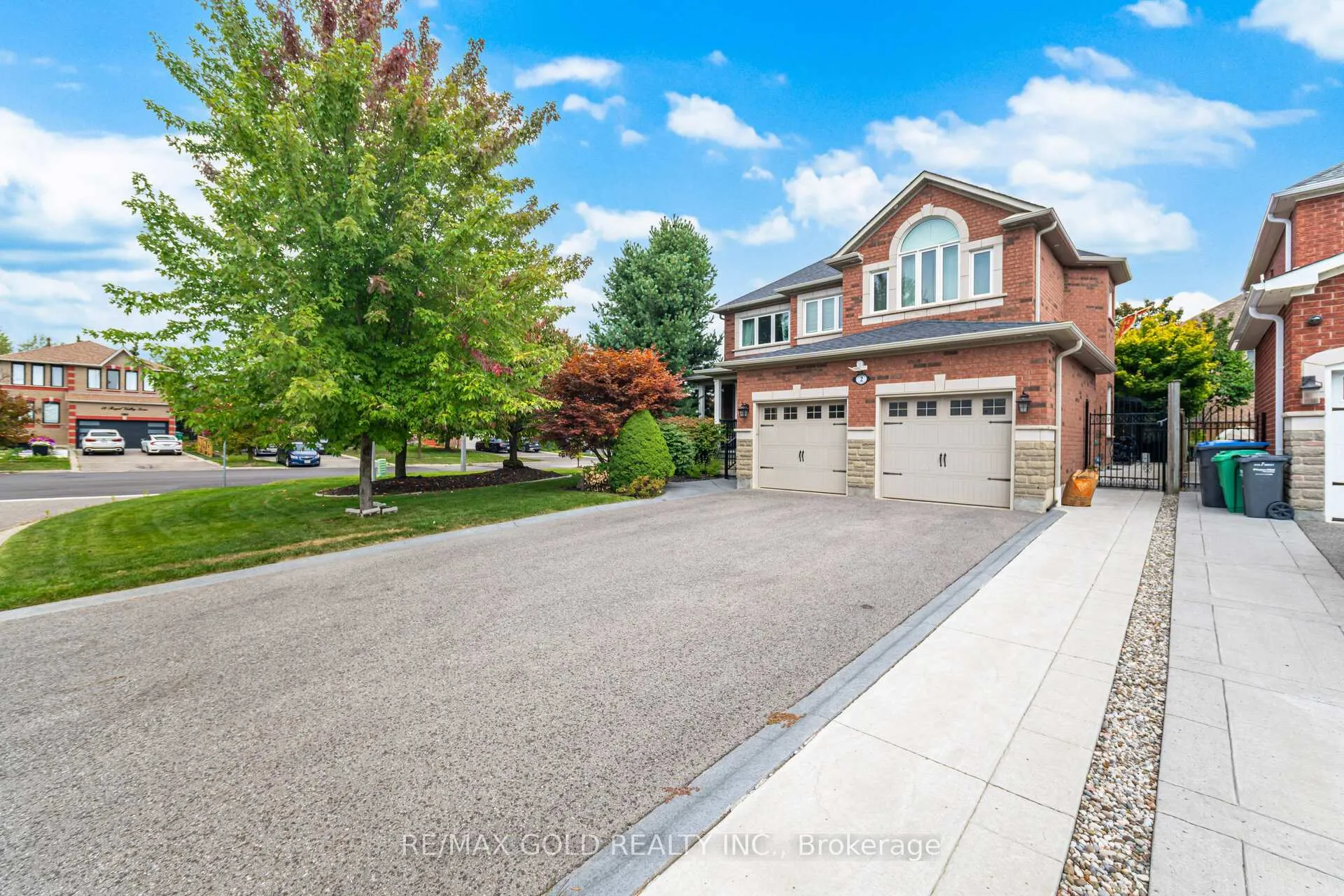 Photo 5 of 2 Treeview Crescent, Caledon, Rural Caledon — HOMEH