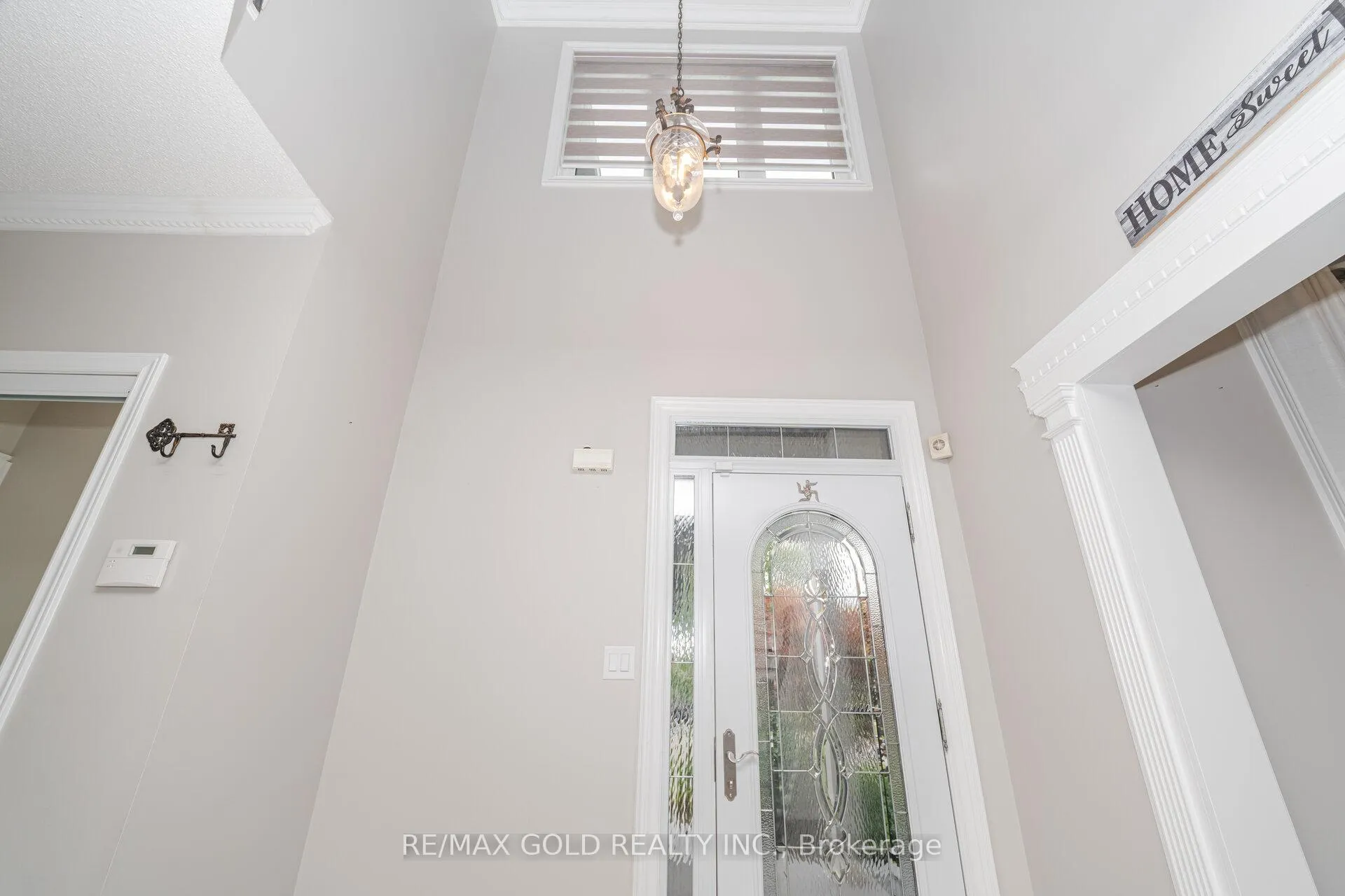 Photo 8 of 2 Treeview Crescent, Caledon, Rural Caledon — HOMEH
