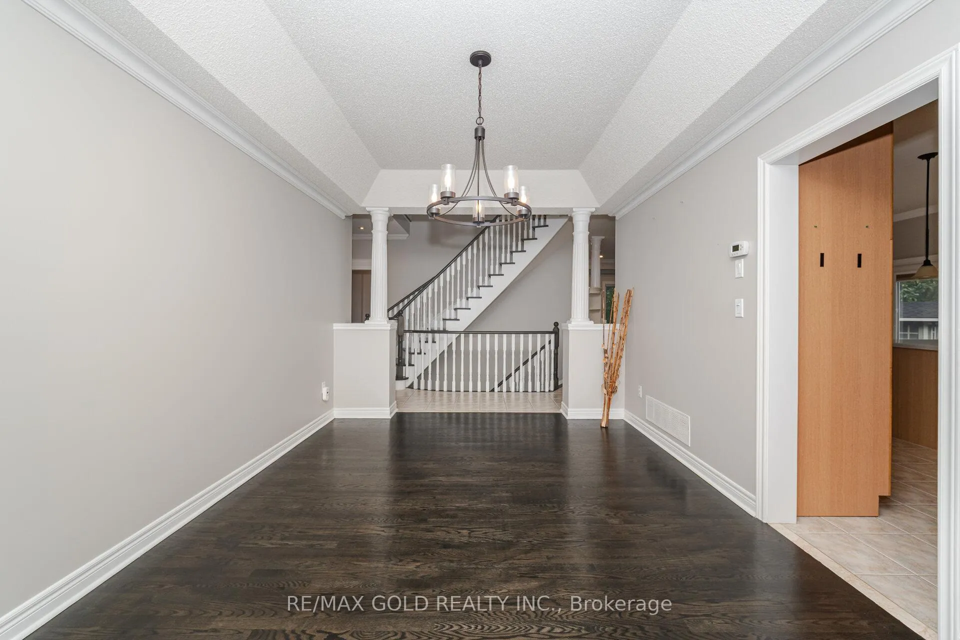 Photo 12 of 2 Treeview Crescent, Caledon, Rural Caledon — HOMEH
