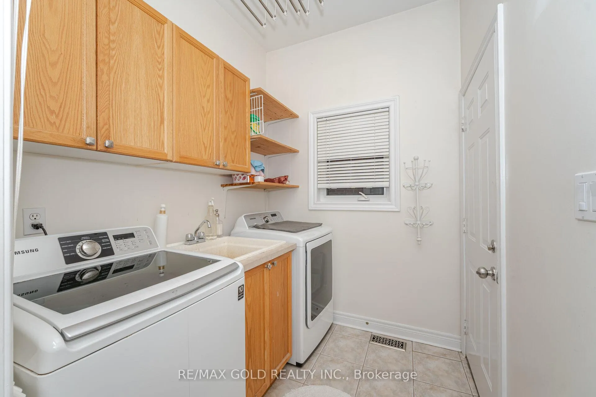 Photo 20 of 2 Treeview Crescent, Caledon, Rural Caledon — HOMEH
