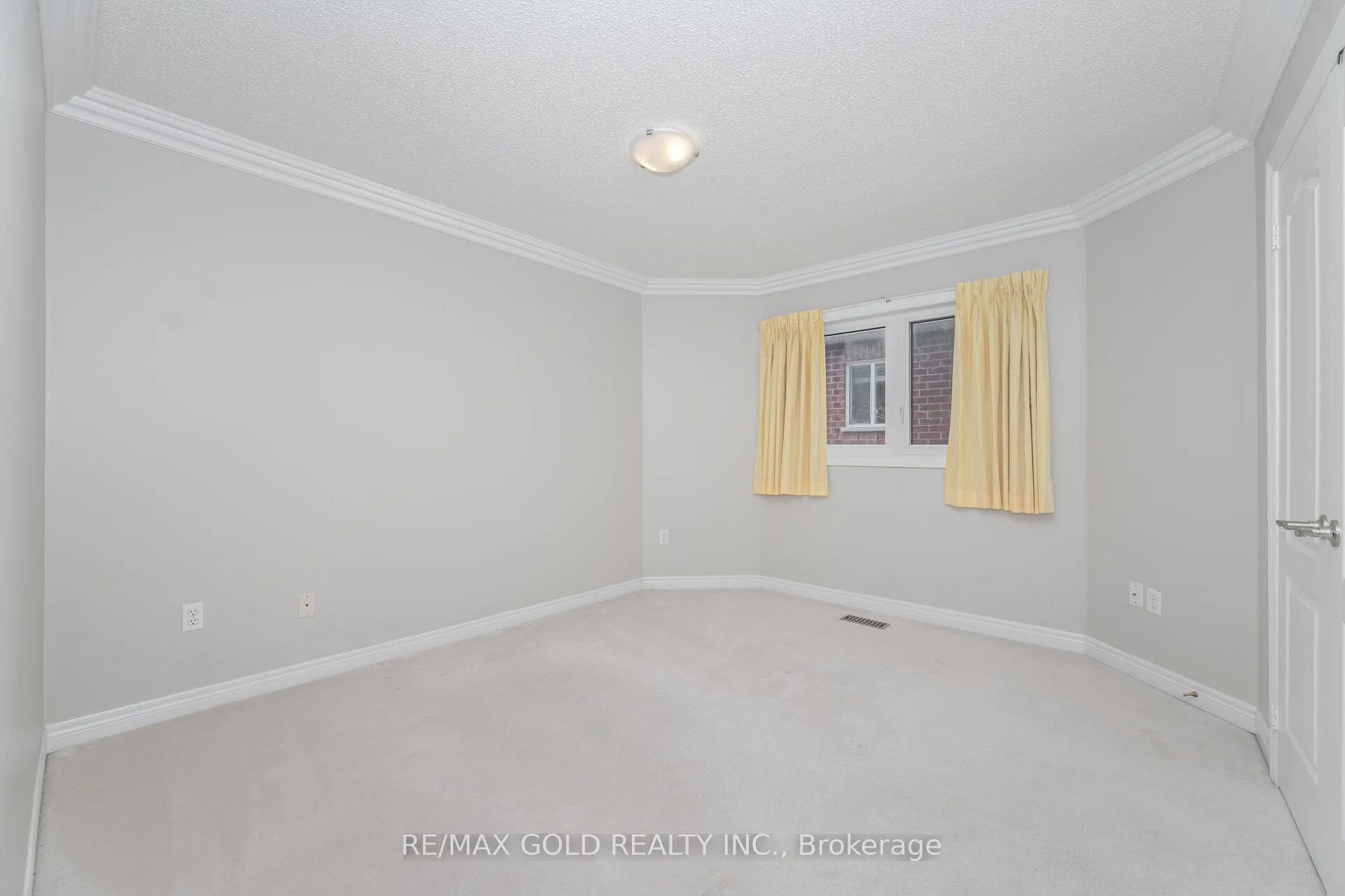 Photo 27 of 2 Treeview Crescent, Caledon, Rural Caledon — HOMEH