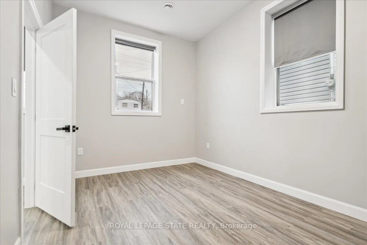 Photo 17 of Unit 2, 800 Beach Boulevard, Hamilton, Hamilton Beach — HOMEH