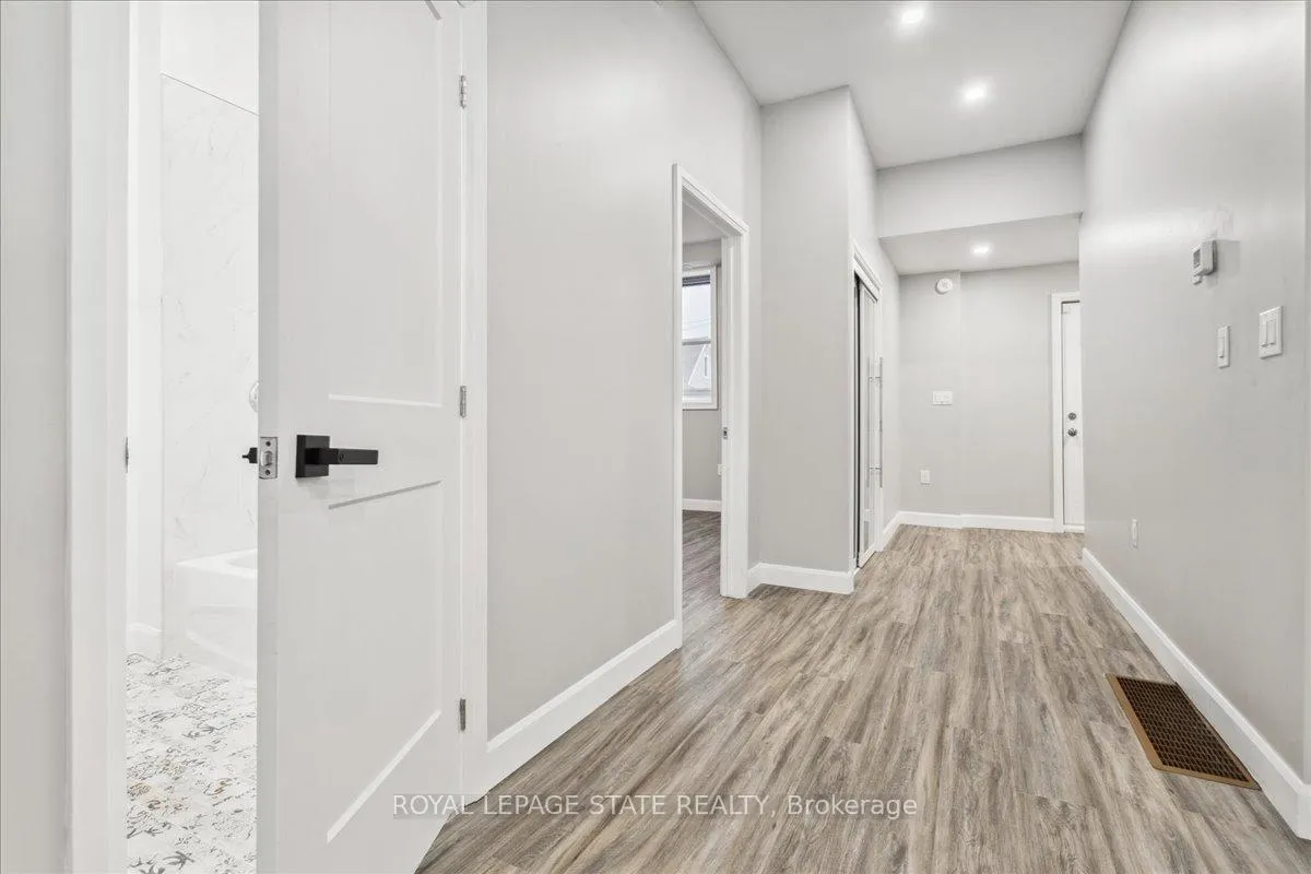 Photo 23 of Unit 2, 800 Beach Boulevard, Hamilton, Hamilton Beach — HOMEH