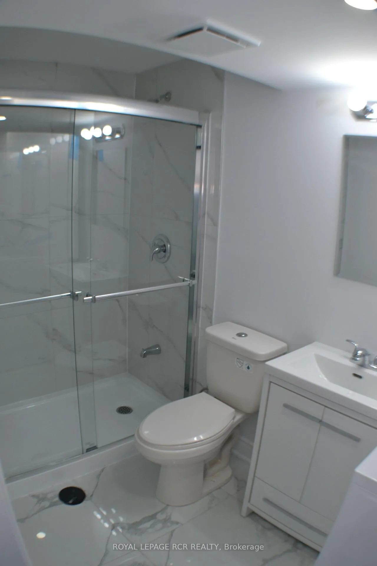 Photo 9 of Unit Lower, 24 Carleton Trail, New Tecumseth, Beeton — HOMEH