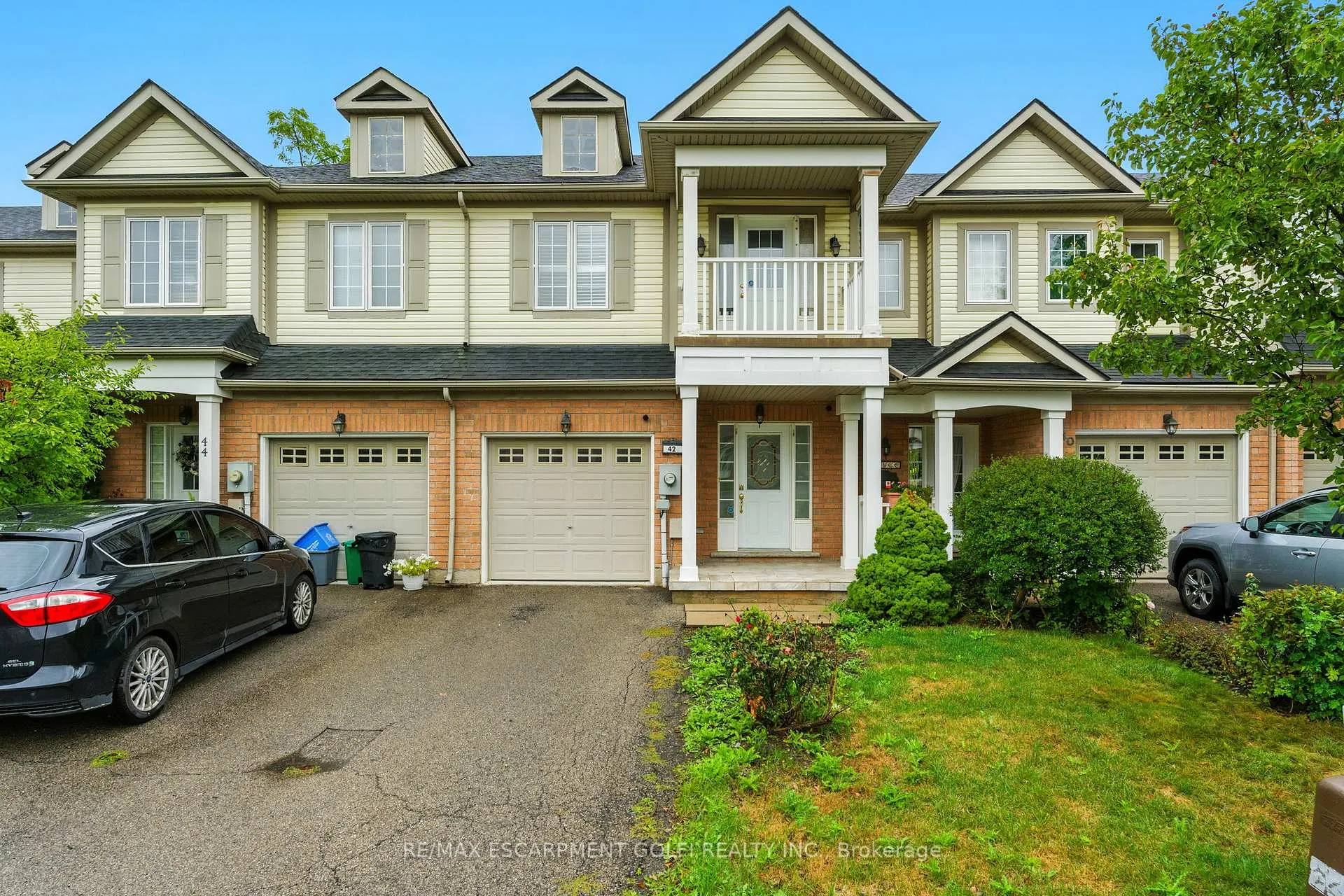 Photo 1 of 42 Chloe Street, St. Catharines, E. Chester — HOMEH