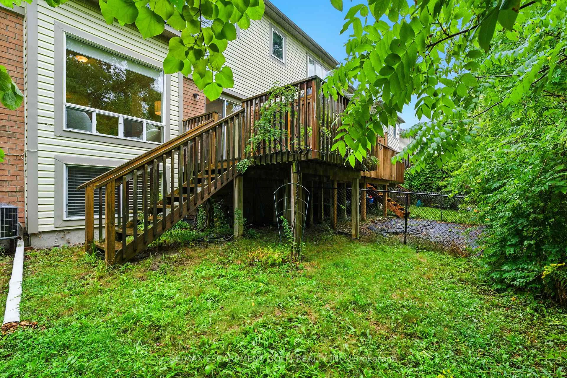 Photo 28 of 42 Chloe Street, St. Catharines, E. Chester — HOMEH