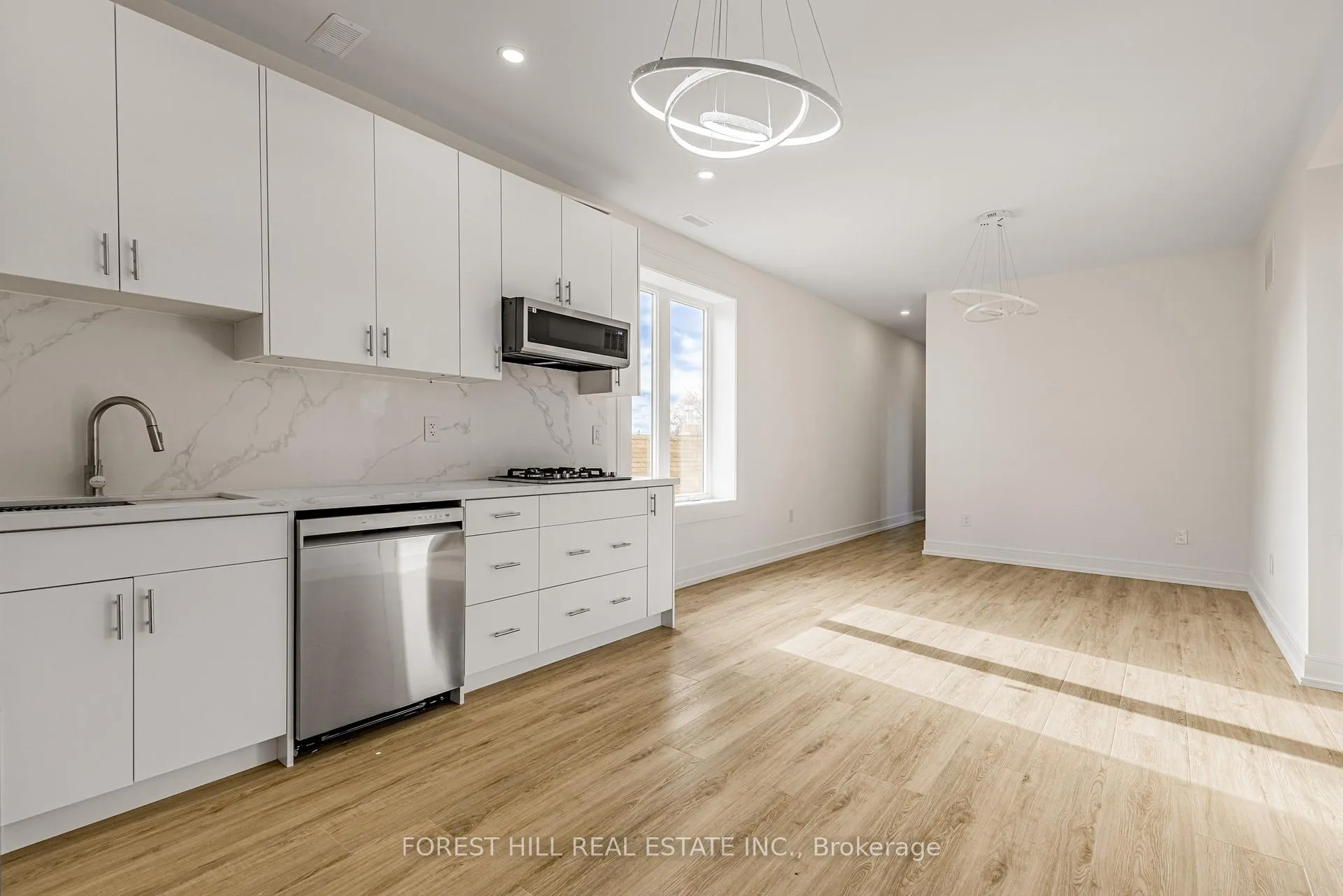 Photo 3 of Unit Unit 3, 171 Cedric Avenue, Toronto, Oakwood Village — HOMEH