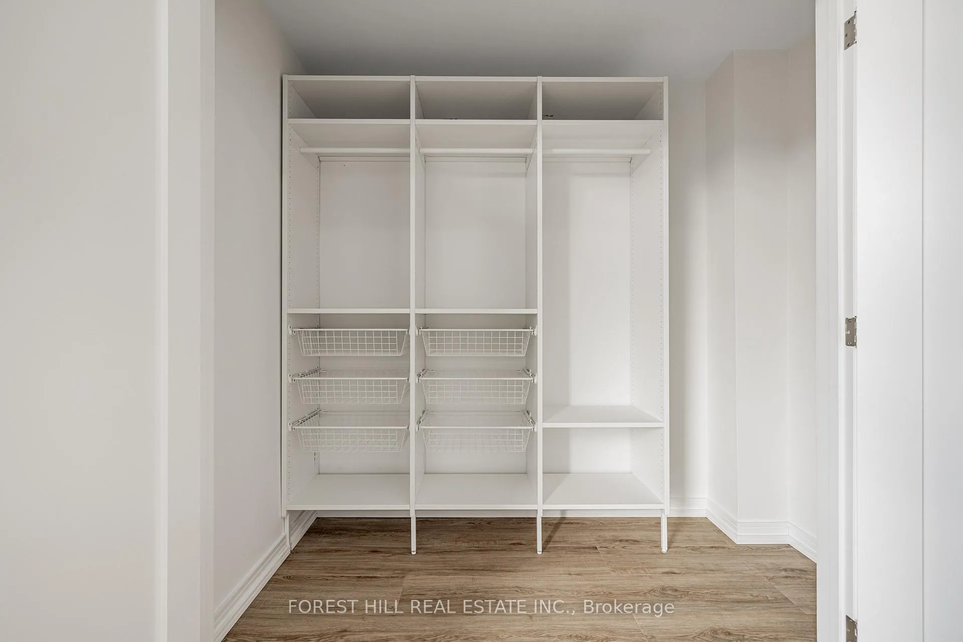 Photo 8 of Unit Unit 3, 171 Cedric Avenue, Toronto, Oakwood Village — HOMEH