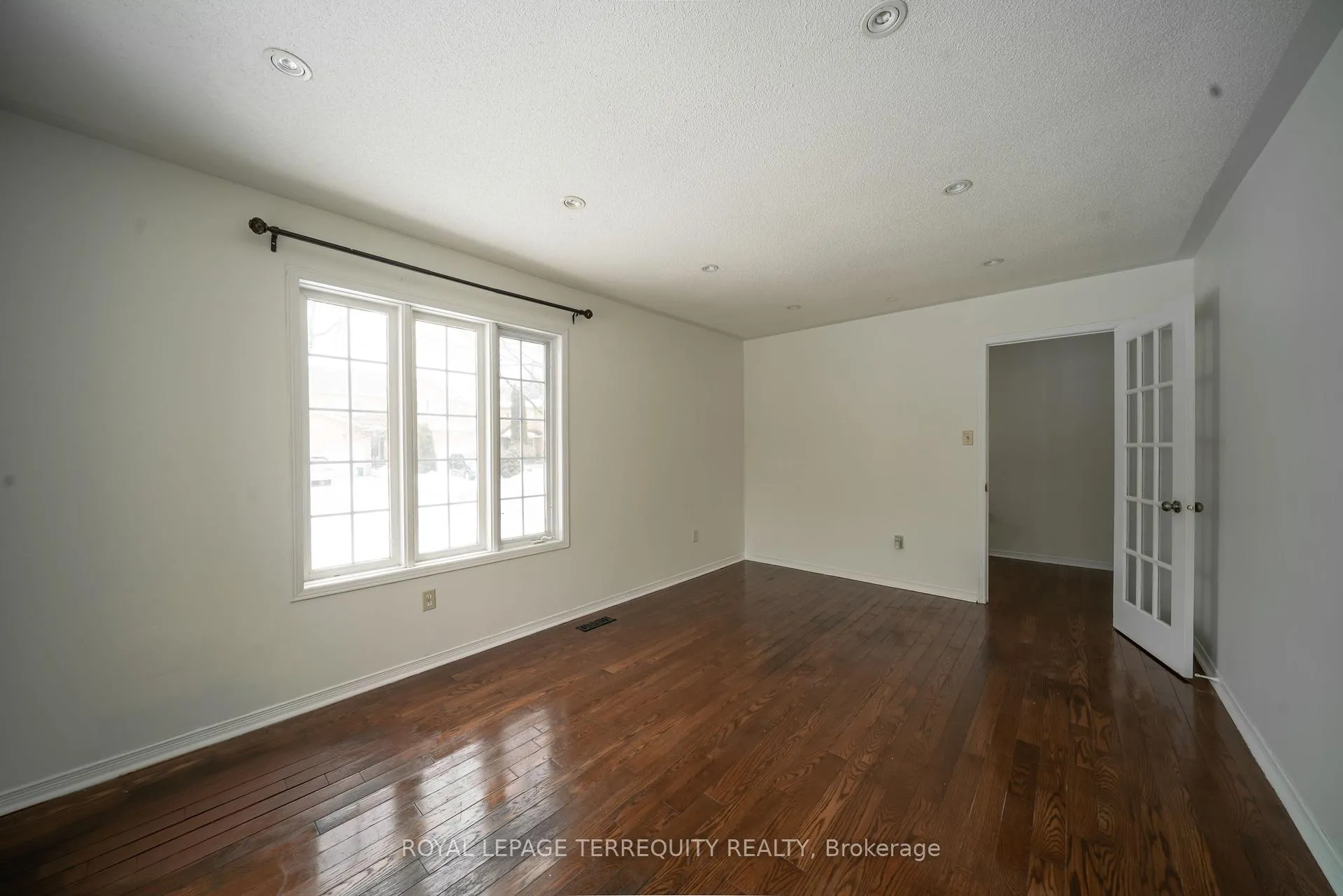 Photo 13 of 94 Creekwood Crescent, Whitby, Rolling Acres — HOMEH