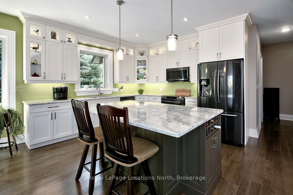 Photo 8 of 134 Louisa Street E, Blue Mountains — HOMEH