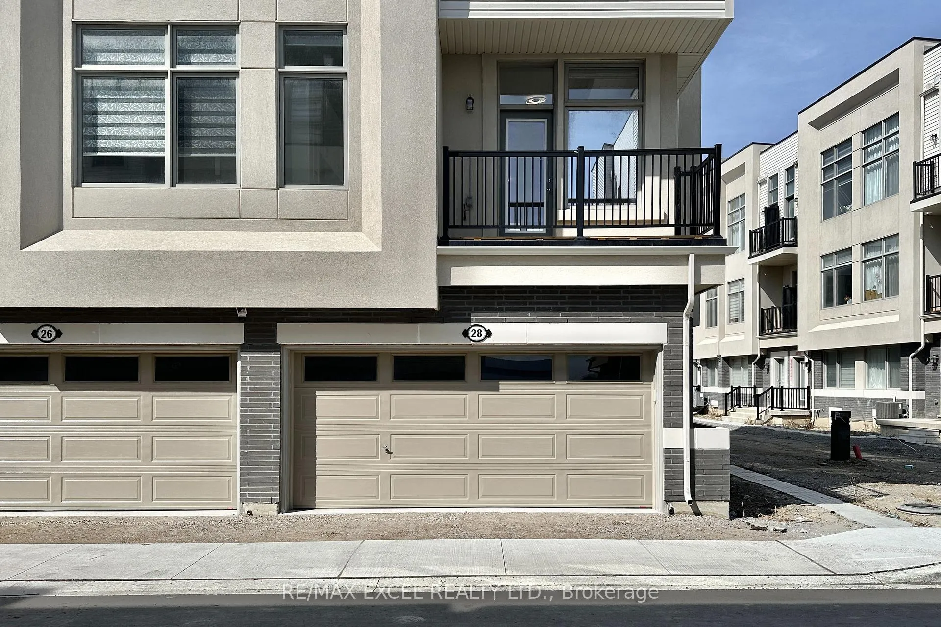 Photo 4 of 28 Alan Francis Lane, Markham, Cachet — HOMEH