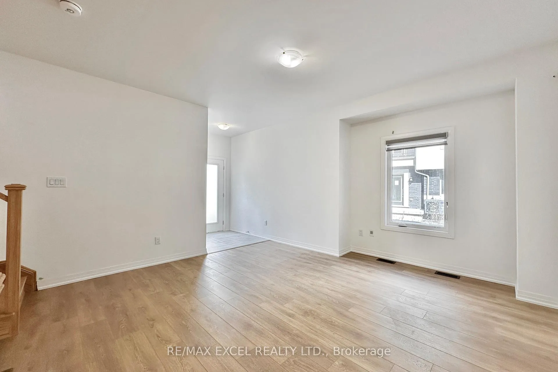 Photo 6 of 28 Alan Francis Lane, Markham, Cachet — HOMEH
