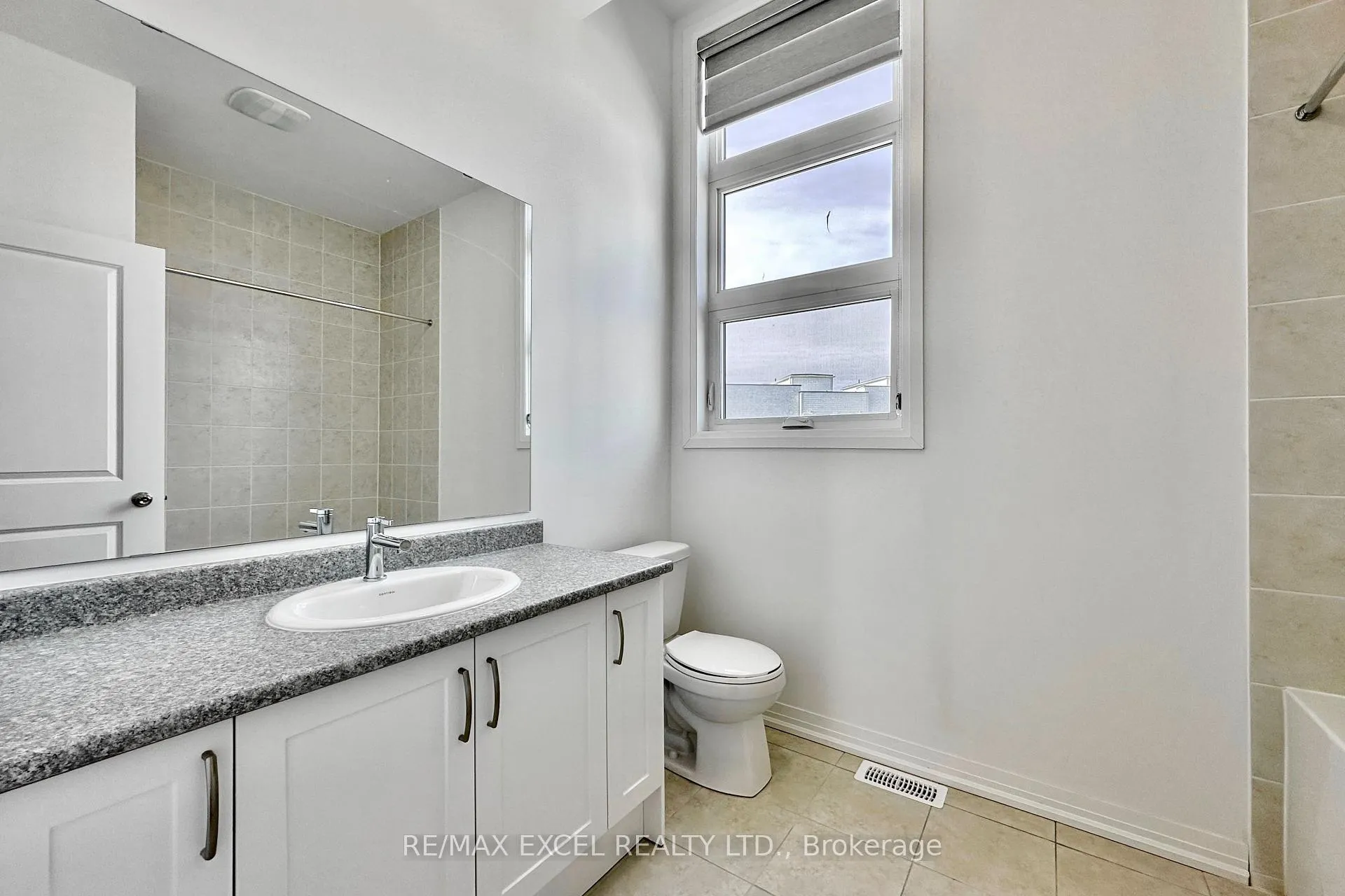 Photo 28 of 28 Alan Francis Lane, Markham, Cachet — HOMEH