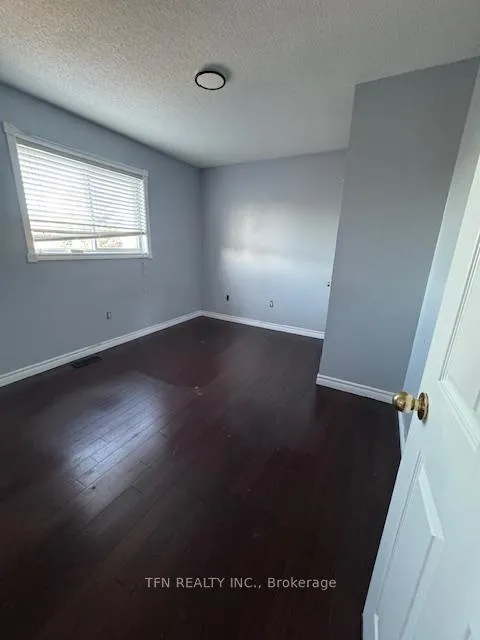 Photo 10 of 1913 Emerald Court, Innisfil, Alcona — HOMEH