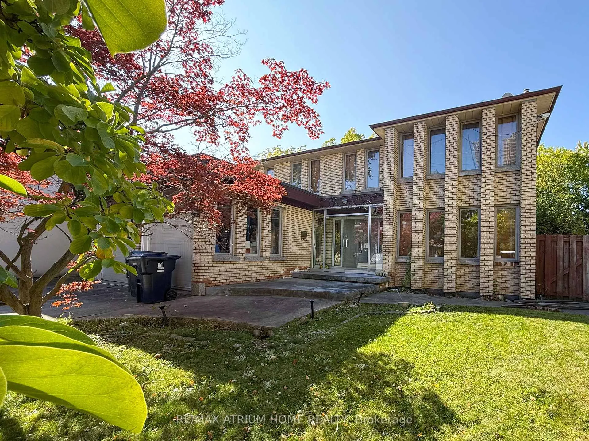 Front of Unit Room 4, 42 Fairchild Avenue