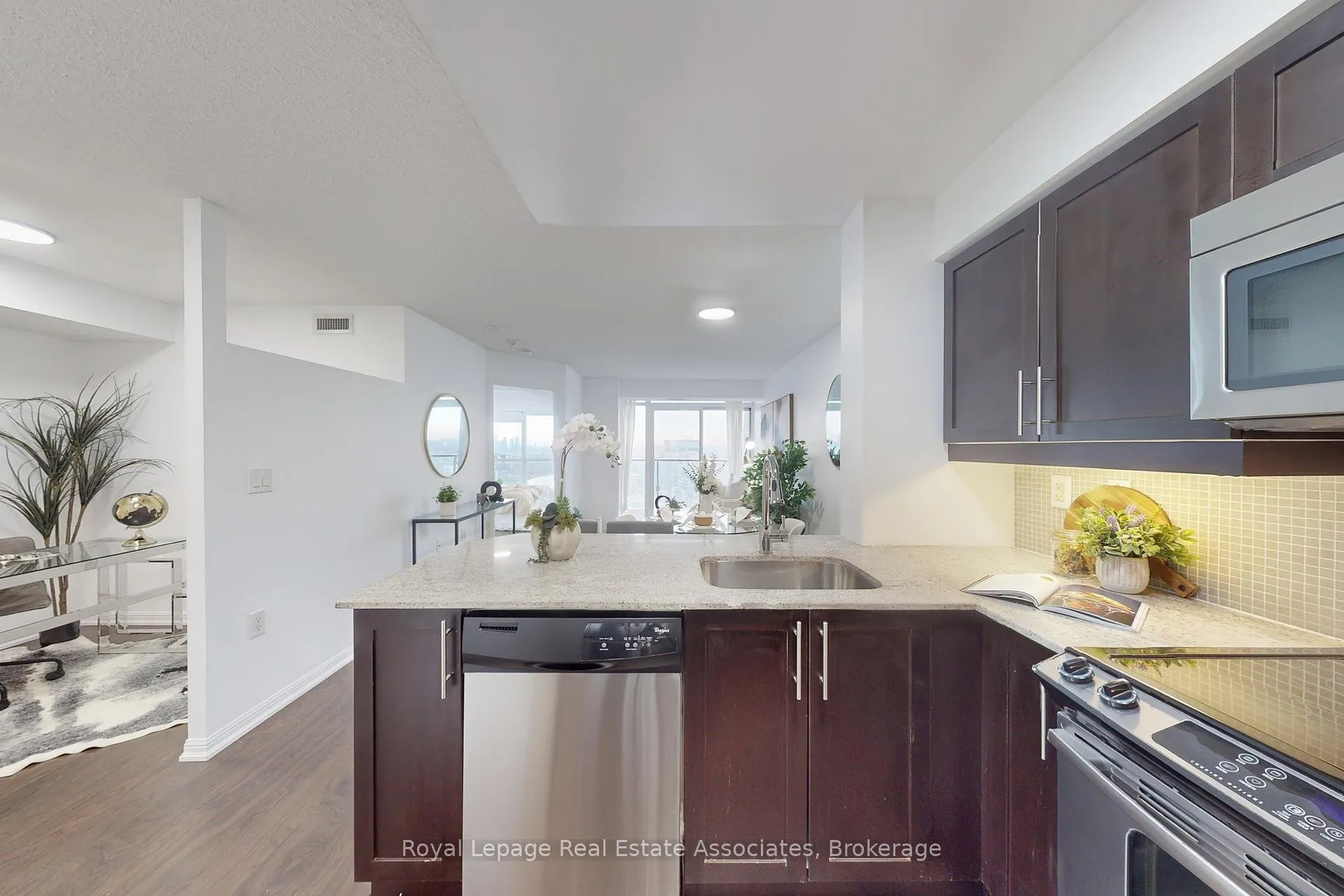 Photo 18 of Unit 2113, 125 Western Battery Road, Toronto, Niagara — HOMEH