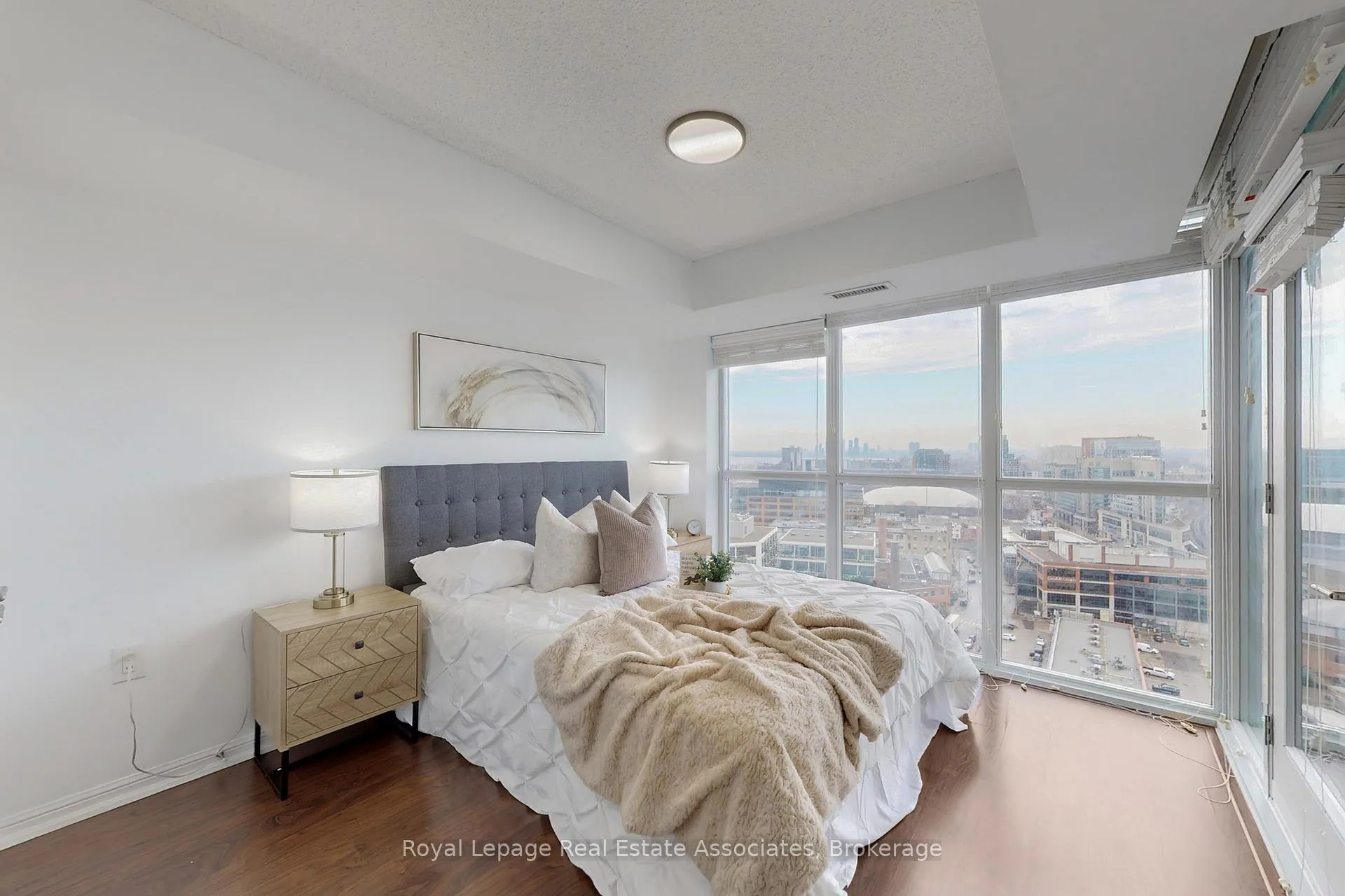 Photo 19 of Unit 2113, 125 Western Battery Road, Toronto, Niagara — HOMEH