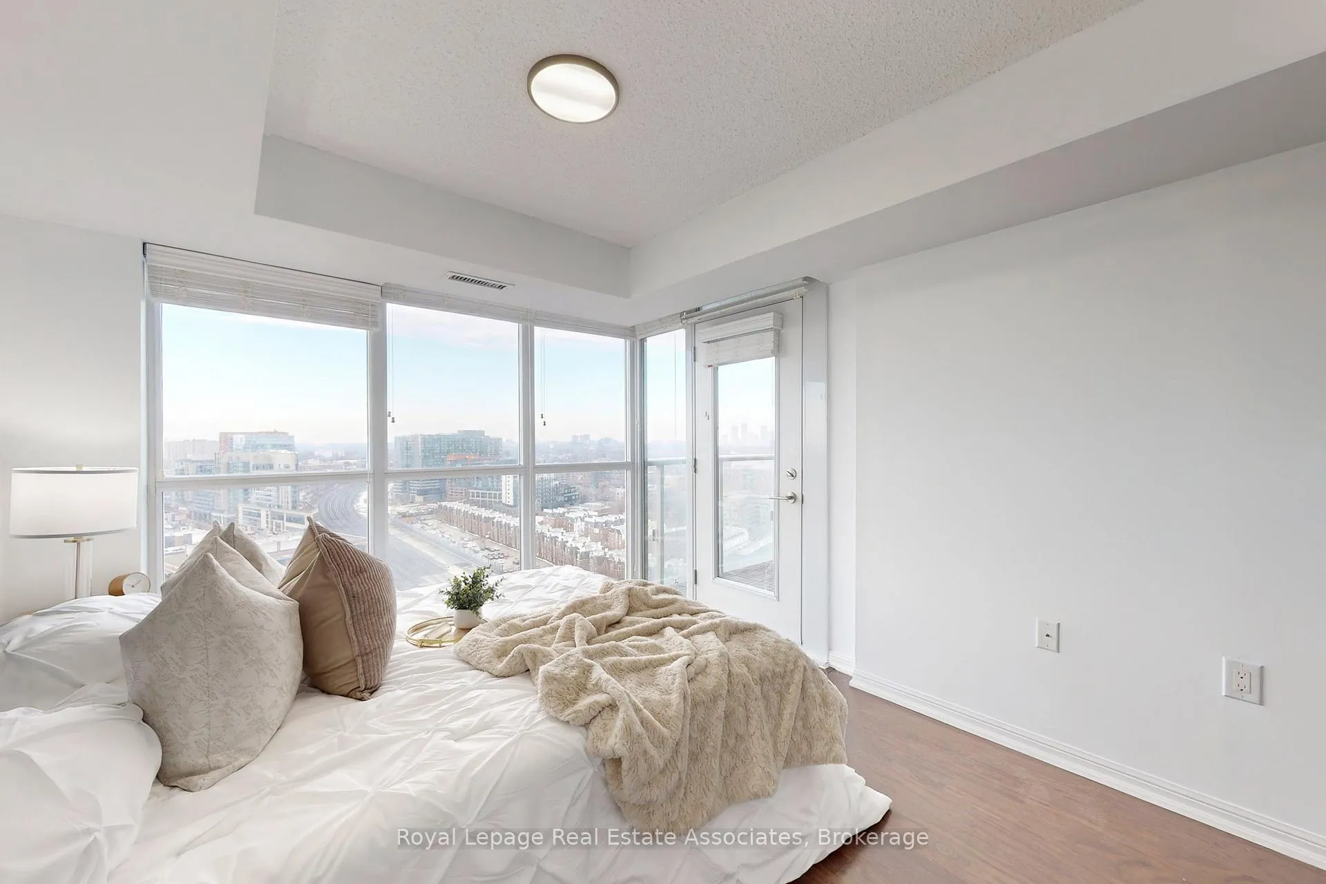 Photo 21 of Unit 2113, 125 Western Battery Road, Toronto, Niagara — HOMEH