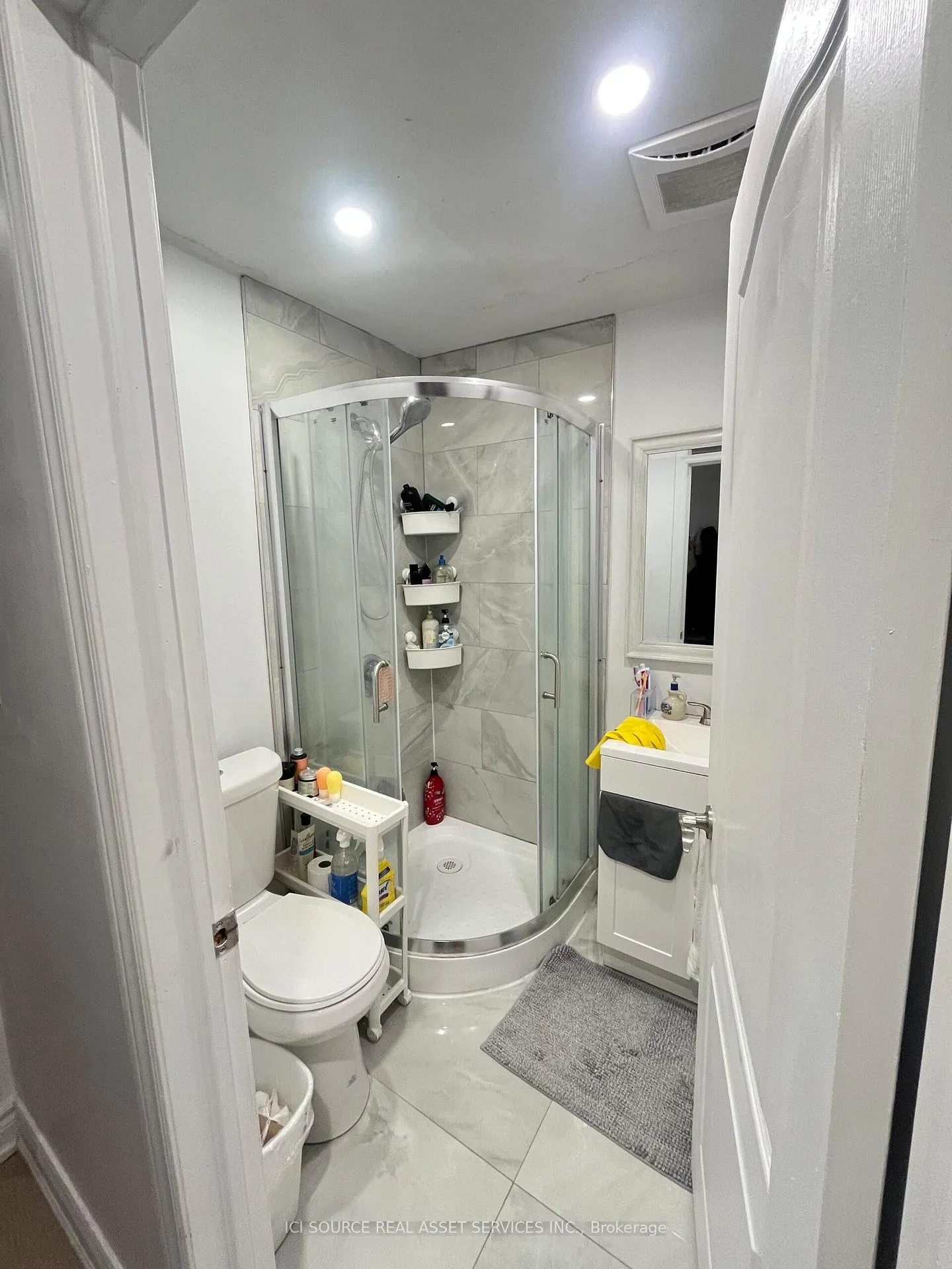 Photo 10 of Unit 2, 127 Borden Street, Toronto, University — HOMEH