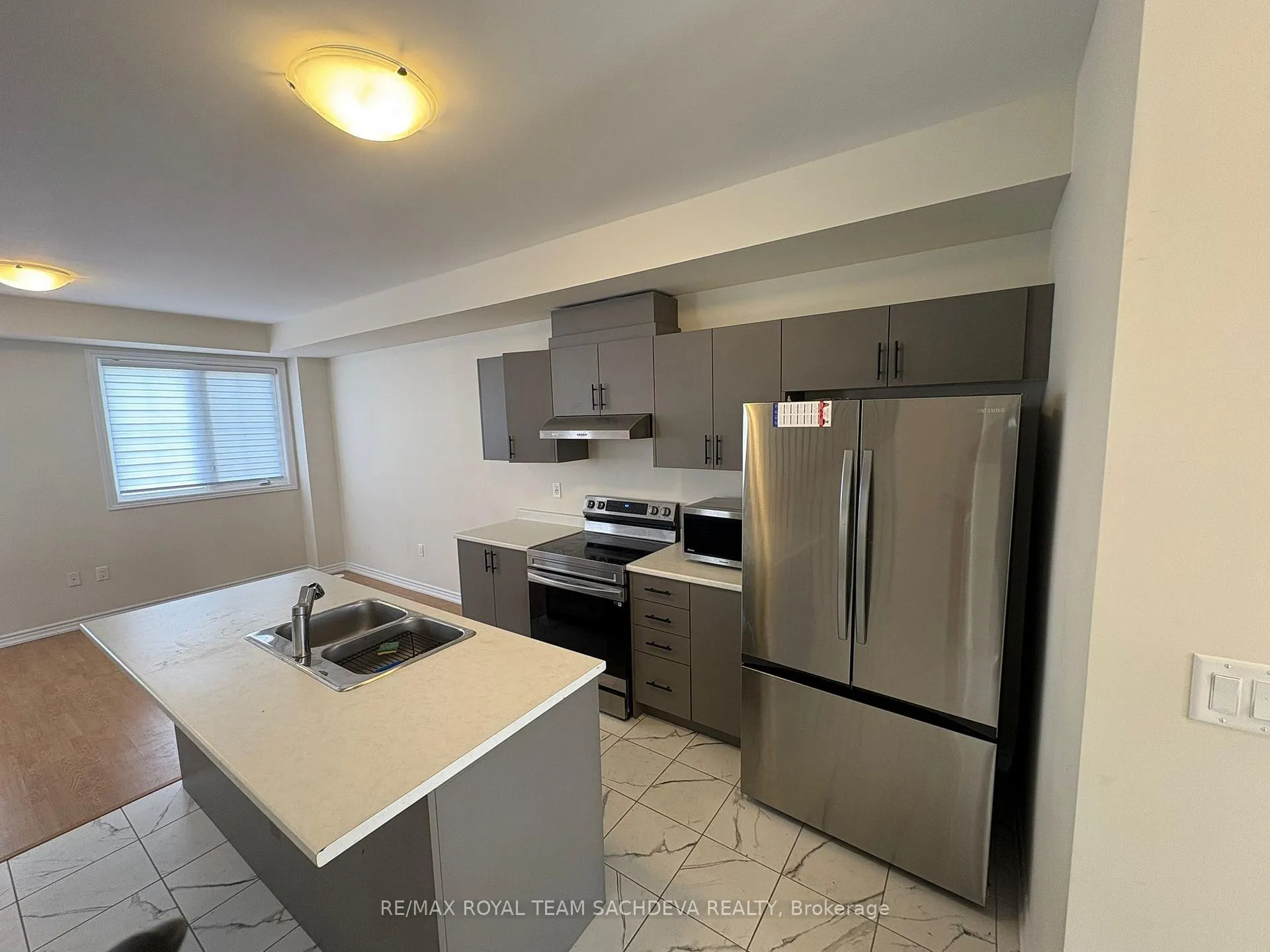 Photo 15 of 2 Malone Lane, Clarington, Courtice — HOMEH