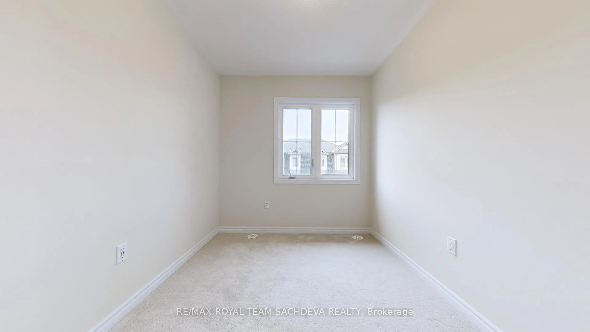 Photo 24 of 2 Malone Lane, Clarington, Courtice — HOMEH