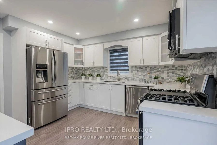Photo 16 of 1222 Middlebury Avenue, Oshawa, Taunton — HOMEH