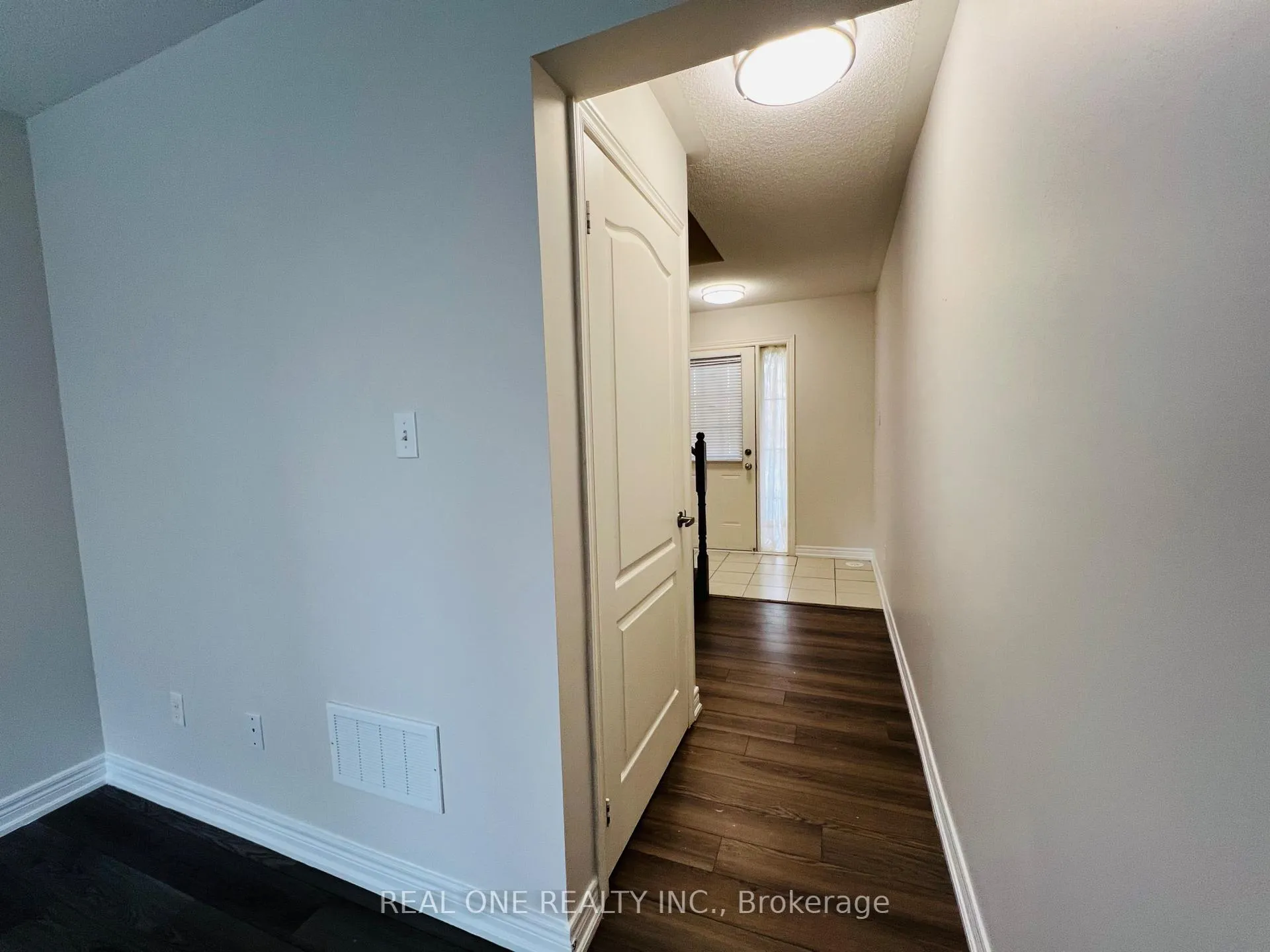 Photo 5 of 83 Roy Grove Way, Markham, Greensborough — HOMEH