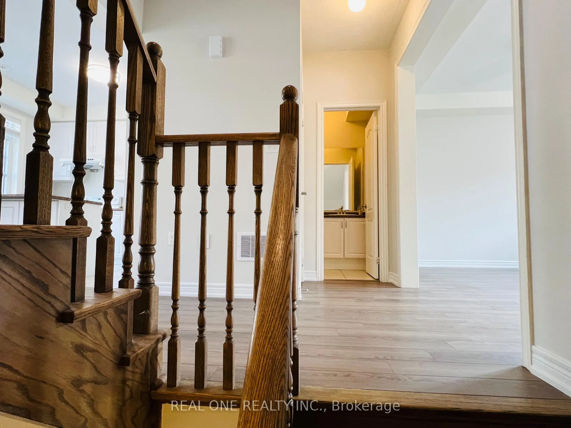 Photo 9 of 83 Roy Grove Way, Markham, Greensborough — HOMEH