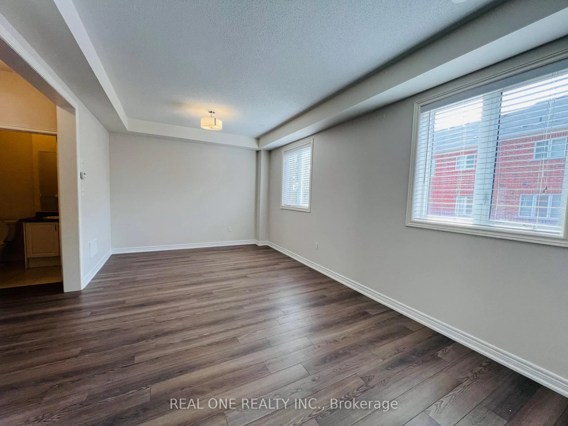 Photo 12 of 83 Roy Grove Way, Markham, Greensborough — HOMEH