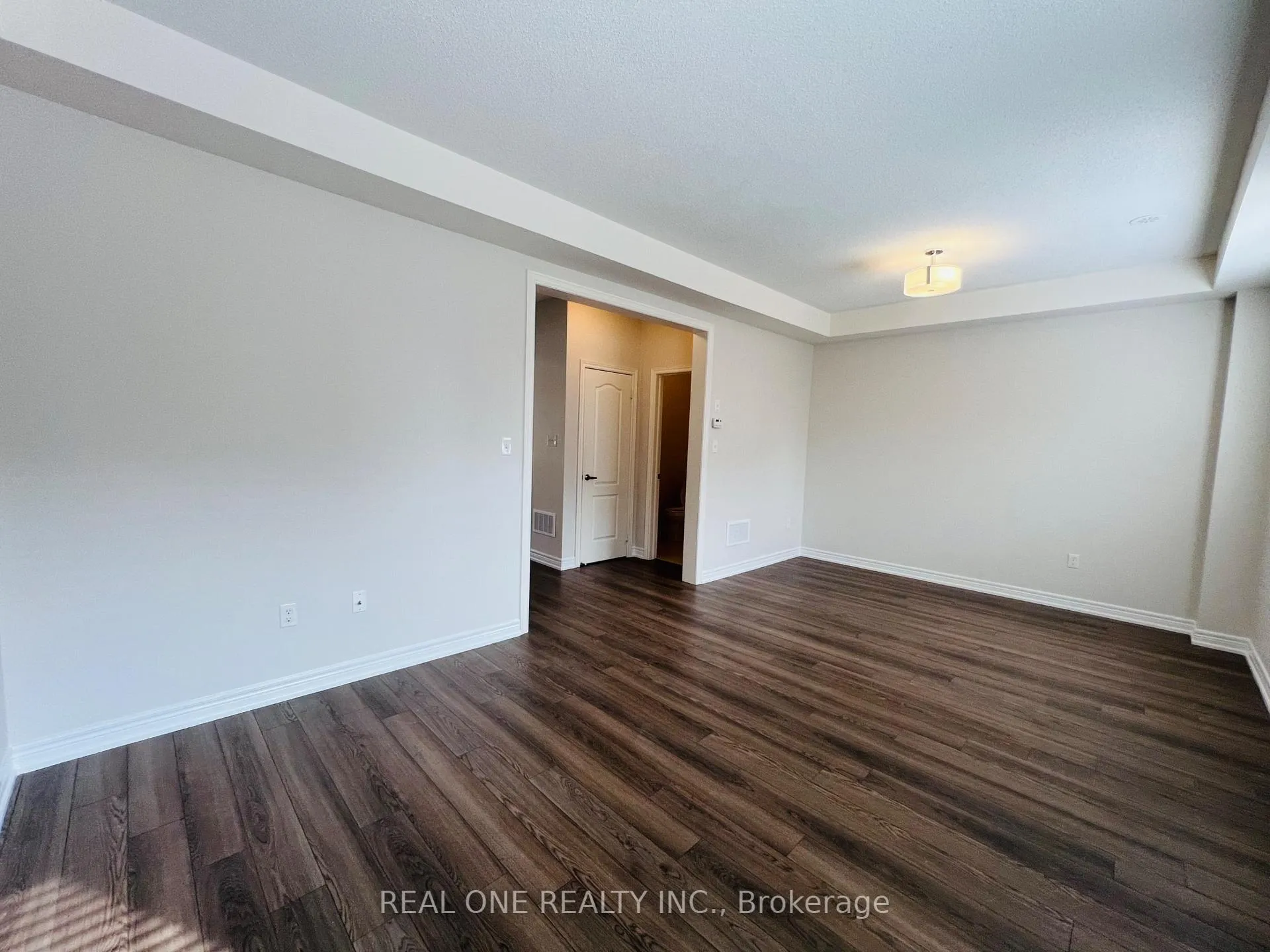 Photo 15 of 83 Roy Grove Way, Markham, Greensborough — HOMEH