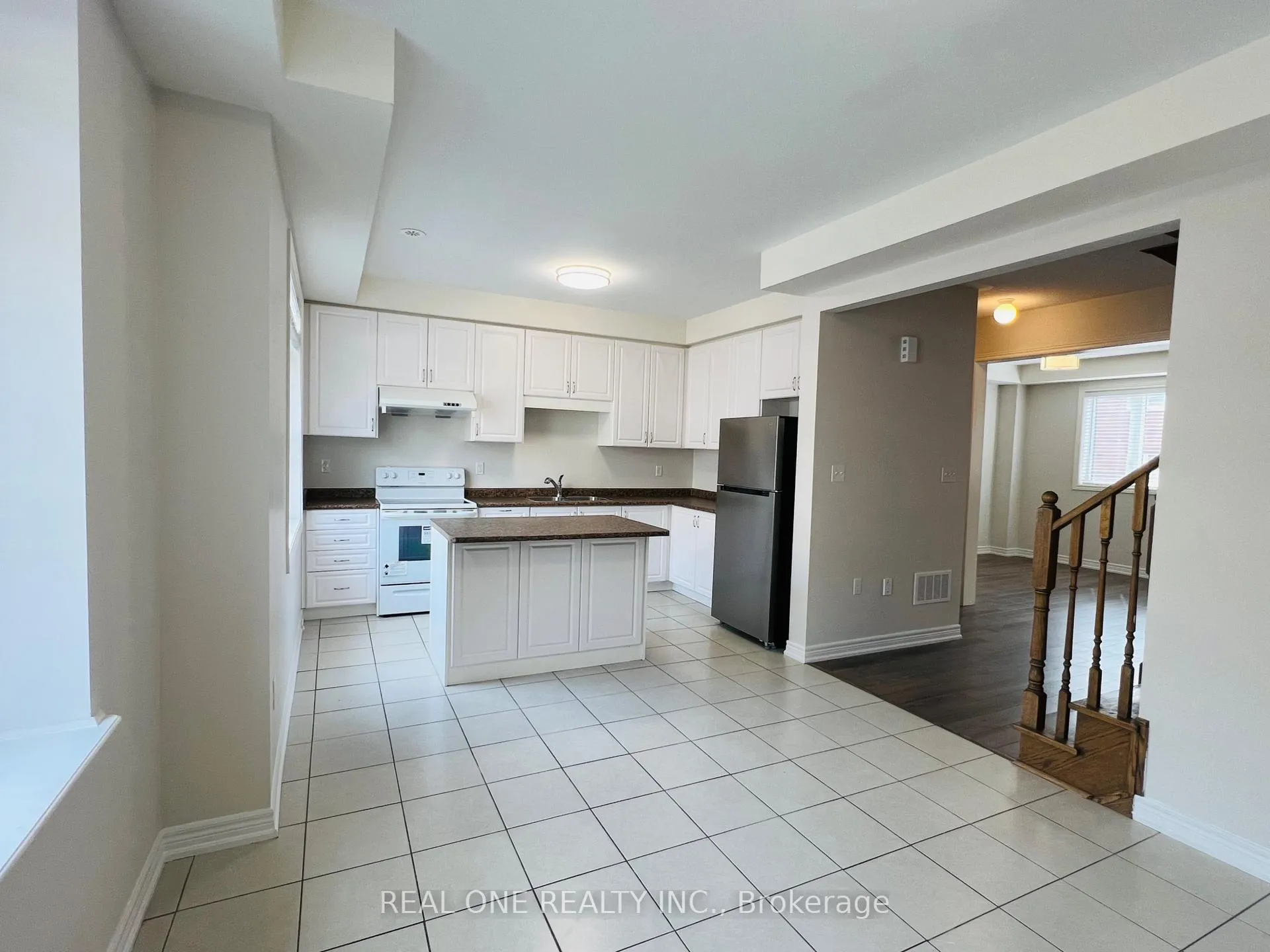 Photo 18 of 83 Roy Grove Way, Markham, Greensborough — HOMEH