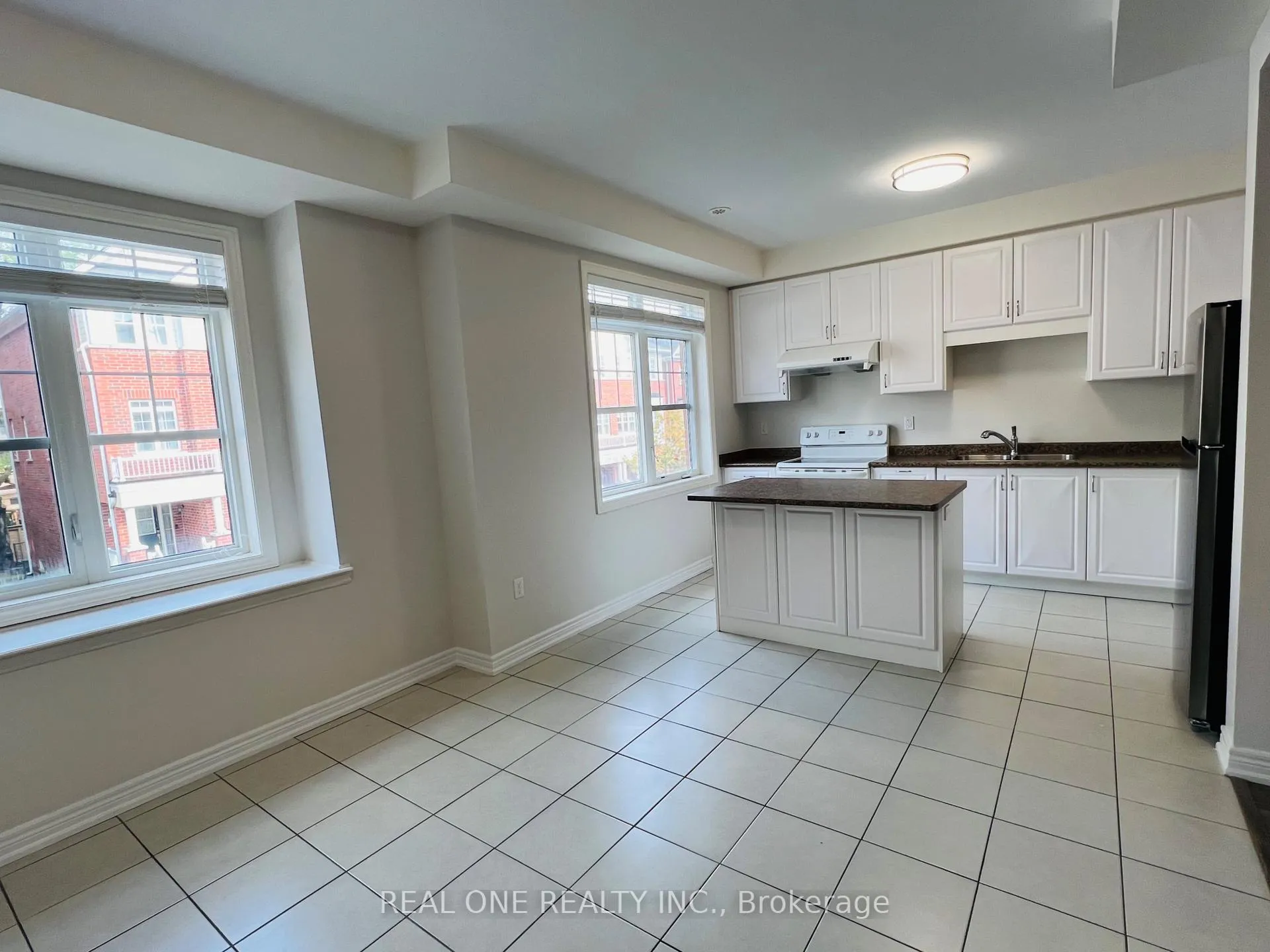 Photo 19 of 83 Roy Grove Way, Markham, Greensborough — HOMEH