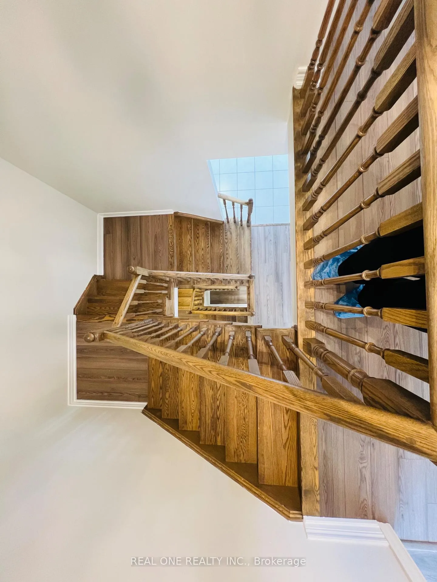 Photo 25 of 83 Roy Grove Way, Markham, Greensborough — HOMEH