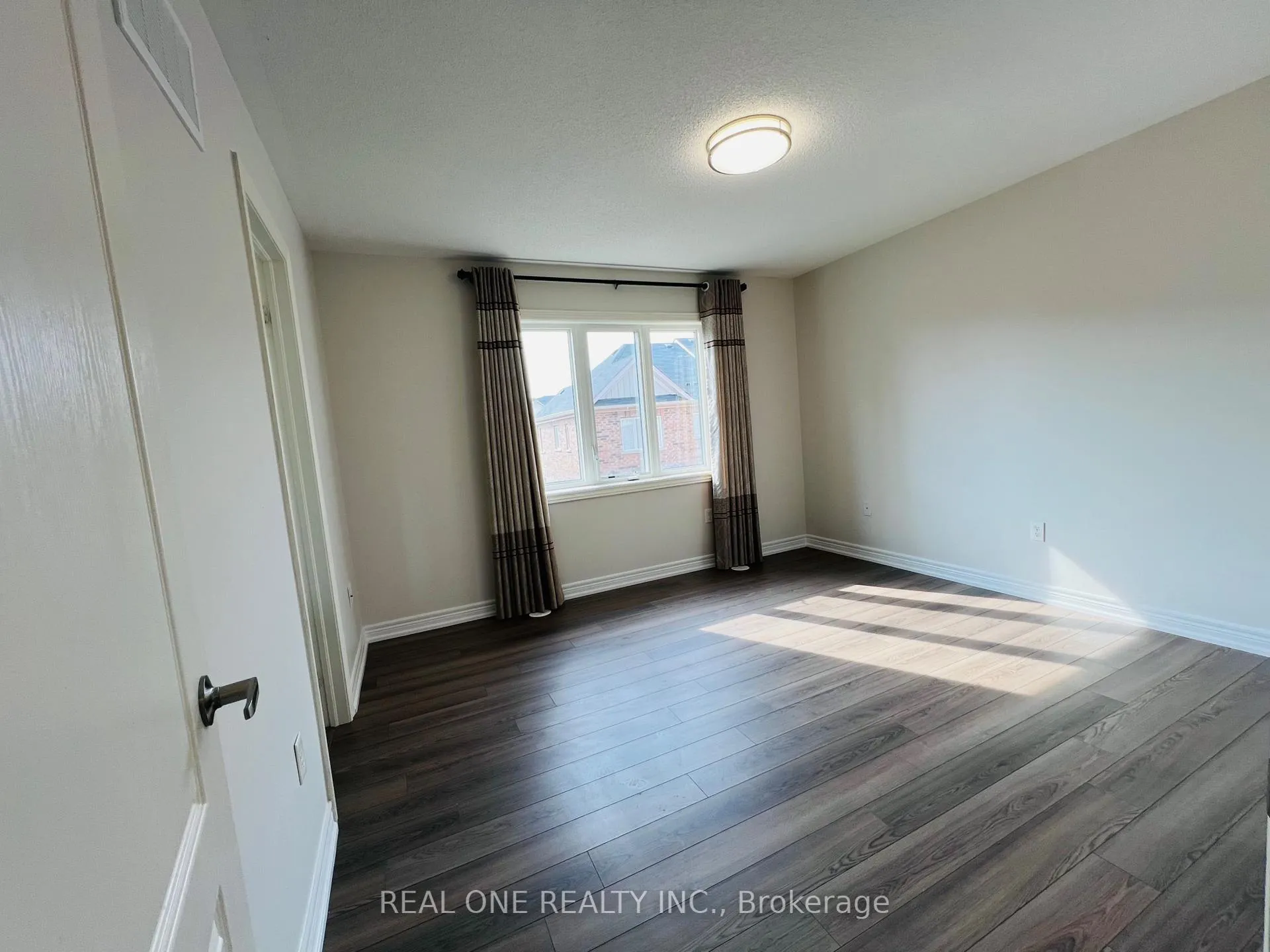 Photo 28 of 83 Roy Grove Way, Markham, Greensborough — HOMEH