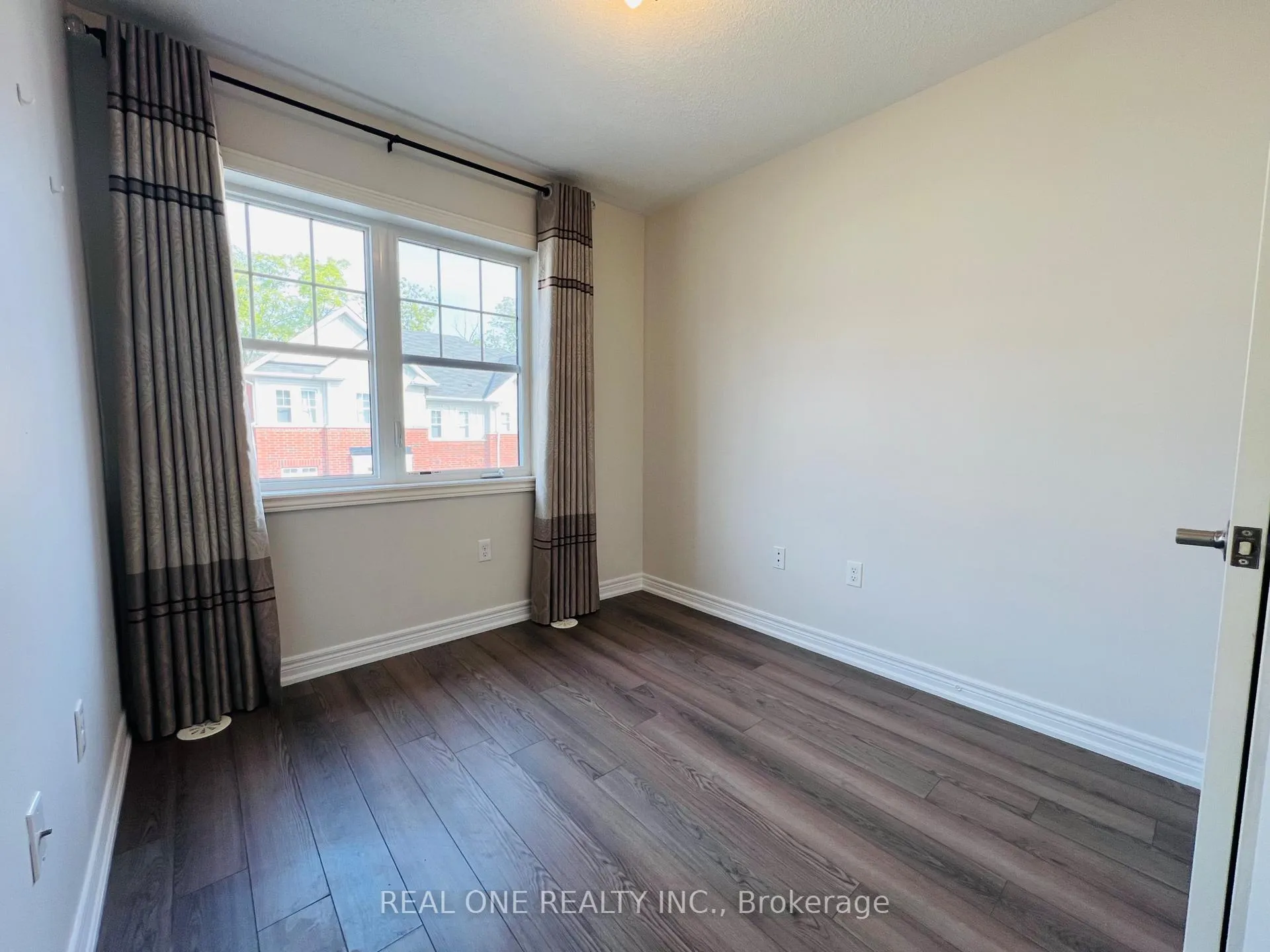 Photo 35 of 83 Roy Grove Way, Markham, Greensborough — HOMEH